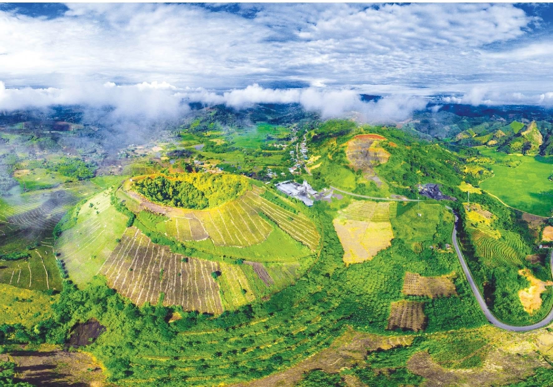 Một góc núi lửa Nâm Kar