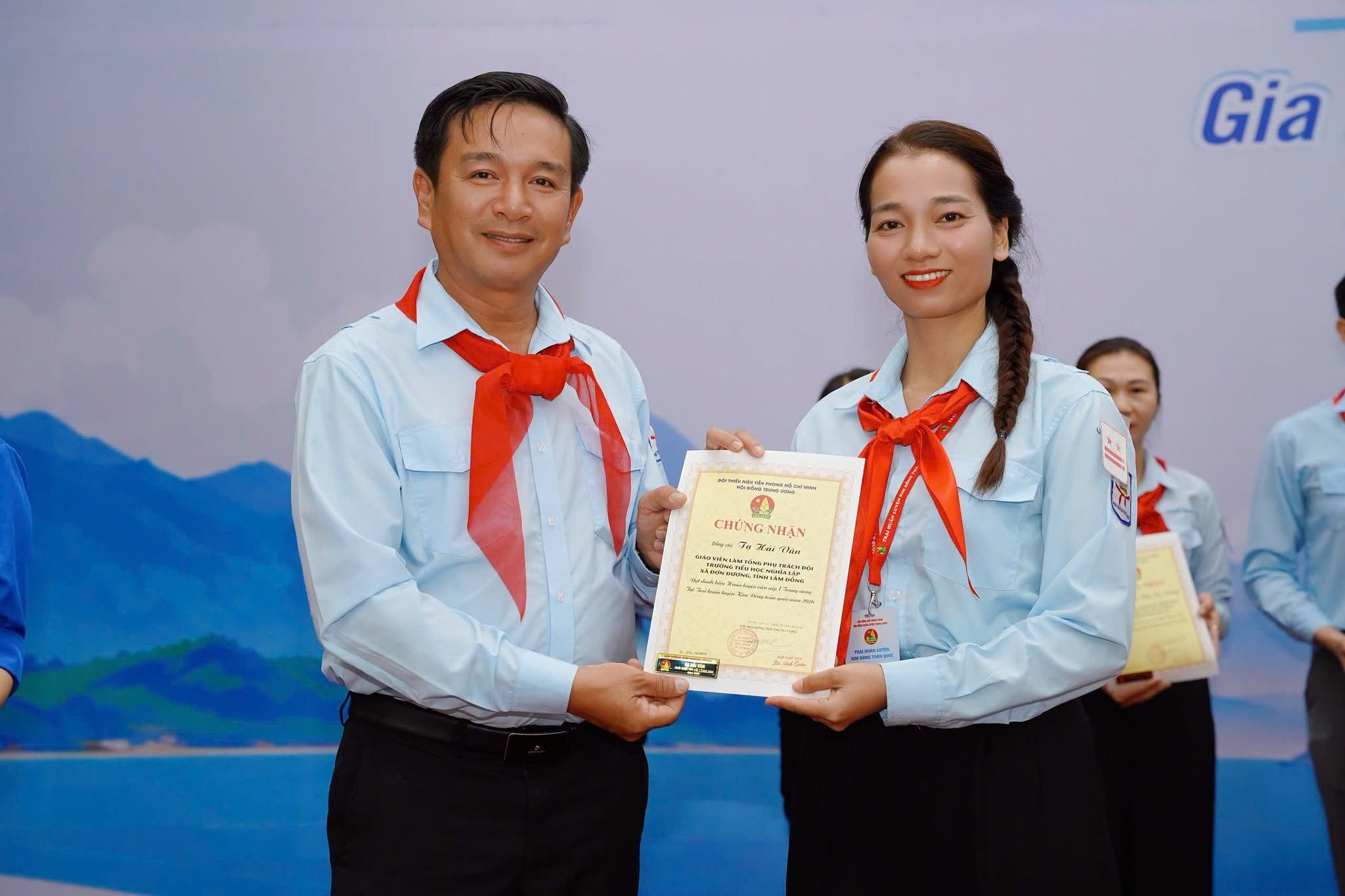 Chị Tạ Hải Vân luôn chủ động học hỏi, rèn luyện nghiệp vụ