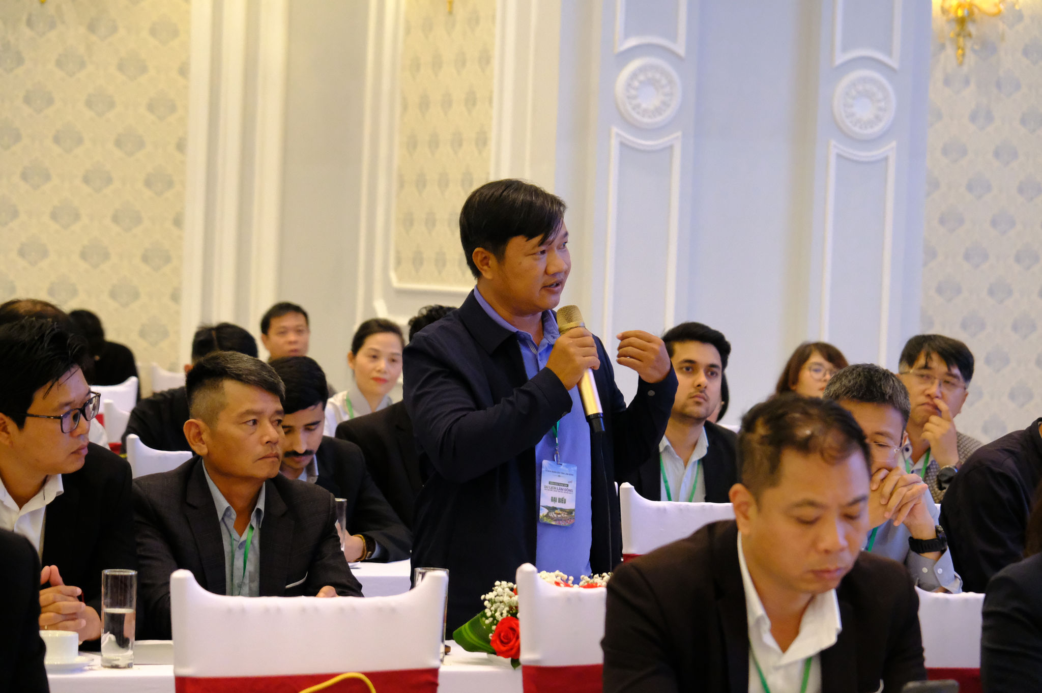 Đại diện cơ sở du lịch chia sẻ ý kiến tại diễn đàn
