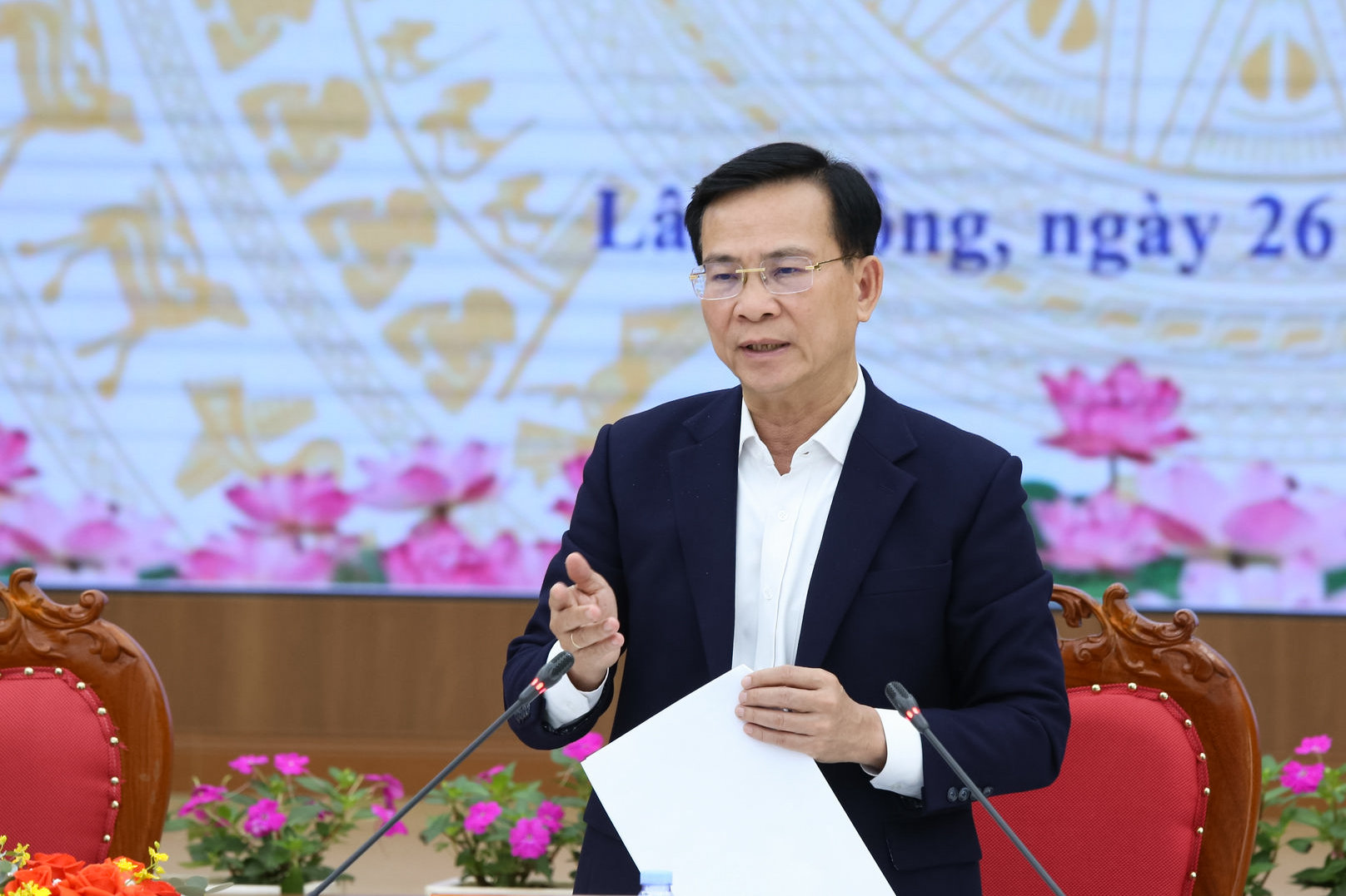 dong-chi-ho-van-muoi-uy-vien-ban-chap-hanh-trung-uong-dang-pho-bi-thu-tinh-uy-chu-tich-ubnd-tinh-lam-dong-phat-bieu-ket-luan-tai-hoi-nghi-4-(1).jpg