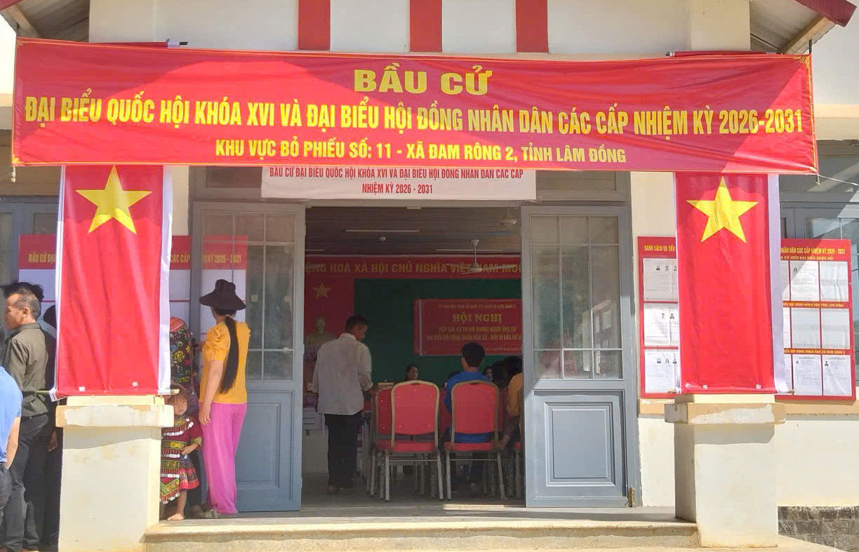 nha-cong-dong-ban-mong-trong-ngay-bau-cu-quoc-hoi-hdnd-cac-cap-nhiem-ky-2026-2031.jpg