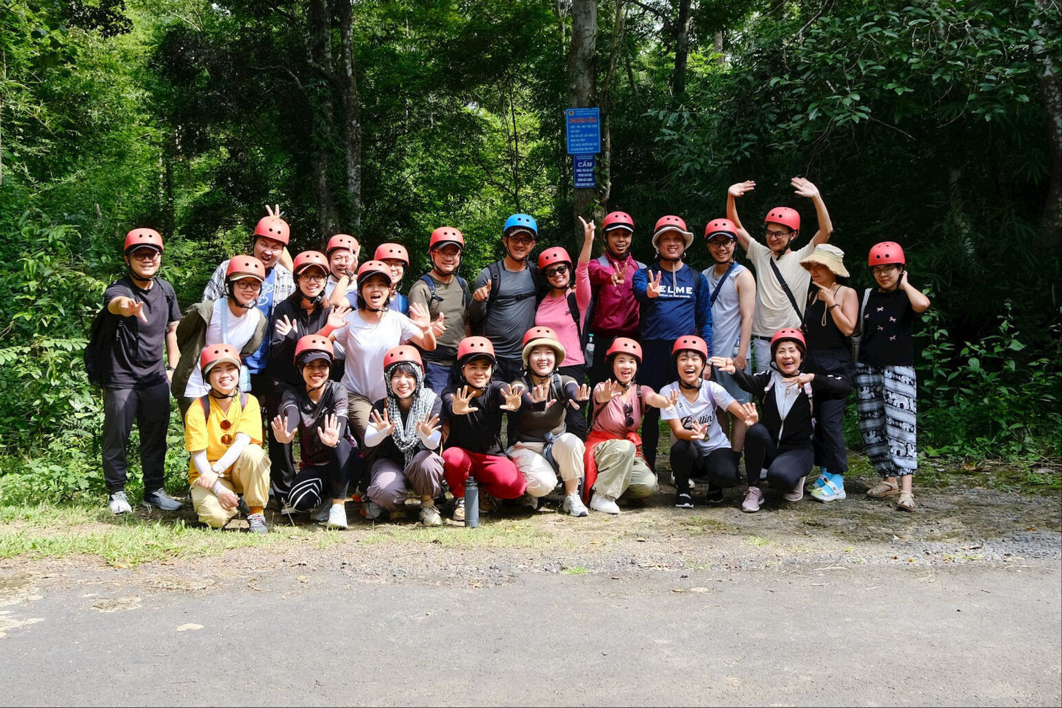 thuong-xuyen-to-chuc-cac-le-hoi-van-hoa-su-kien-the-thao-du-lich-mao-hiem-gop-phan-gia-tang-suc-hut-cua-du-khach-den-voi-vung-cvdc.jpg