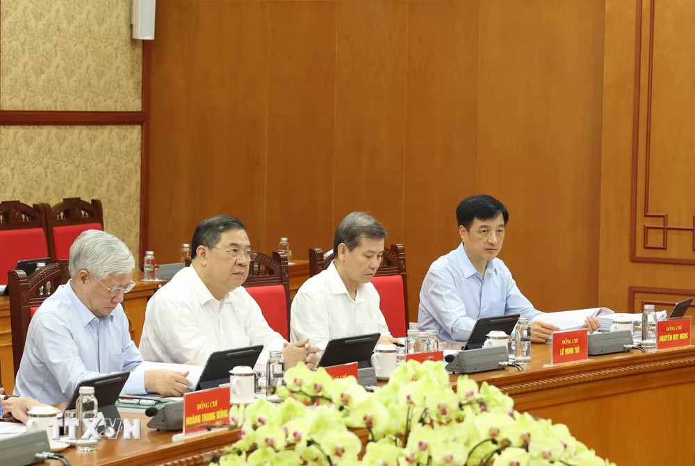 ttxvn-tong-bi-thu-chu-tich-nuoc-lam-viec-voi-ban-to-chuc-trung-uong-ve-so-ket-thuc-hien-ket-luan-so-21-kltw-5.jpg