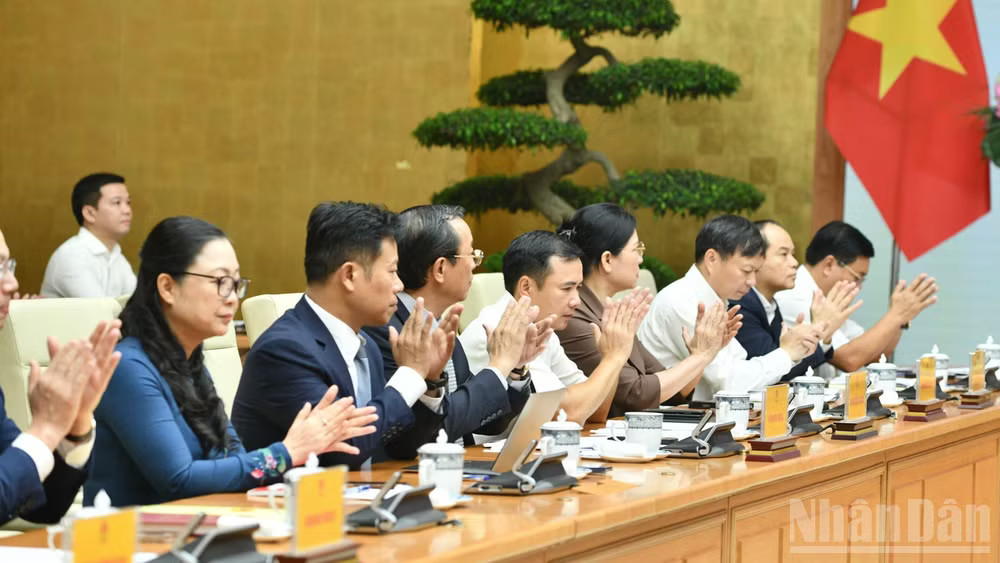 Lãnh đạo một số bộ, ngành tham dự Hội nghị tổng kết năm học 2025-2026, triển khai nhiệm vụ năm học 2026-2027. (Ảnh: THANH GIANG) ndo_br_a4-4681.jpg