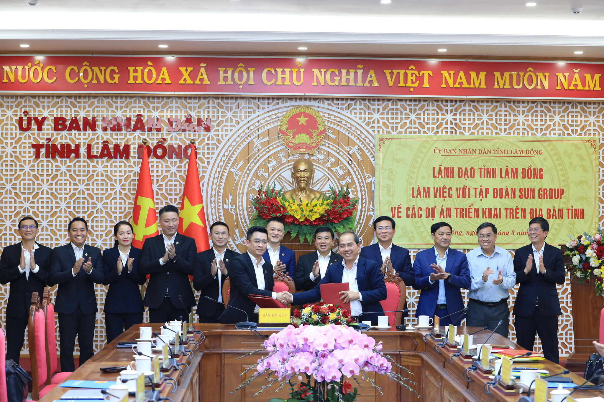 15-tap-doan-sun-group-va-tinh-lam-dong-ky-ket-hop-tac-du-an-cang-hang-khong-phan-thiet.jpg