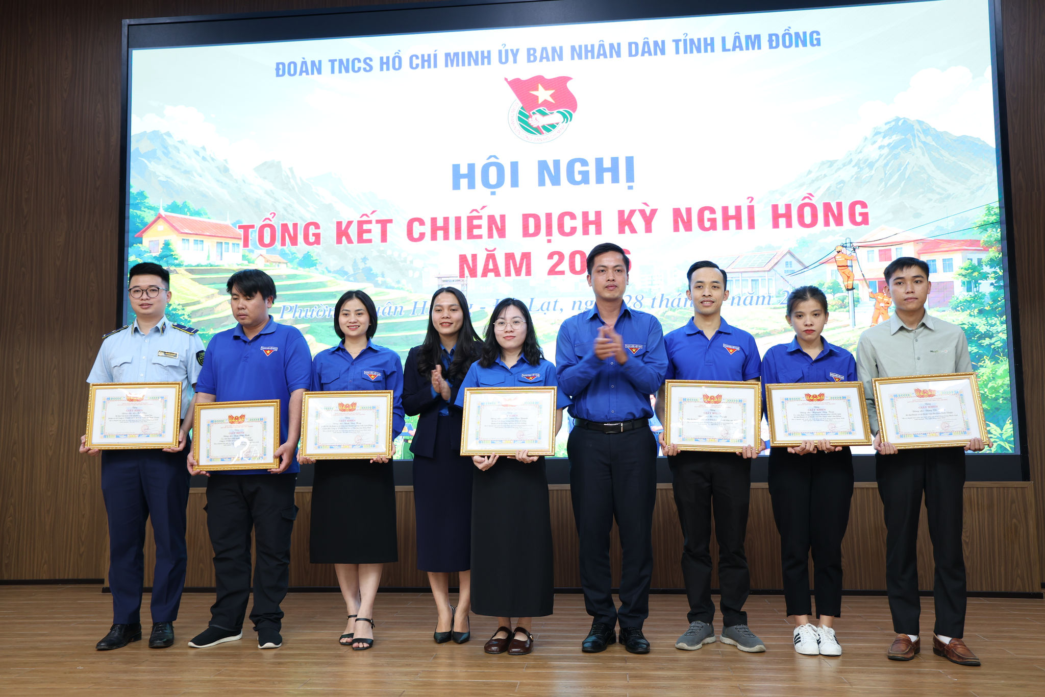 Các đoan cơ sở có thành tích xuất sắc