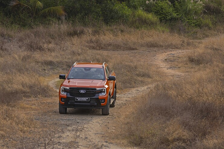 Giá xe Ford Ranger cập nhật tháng 8/2026 - 12