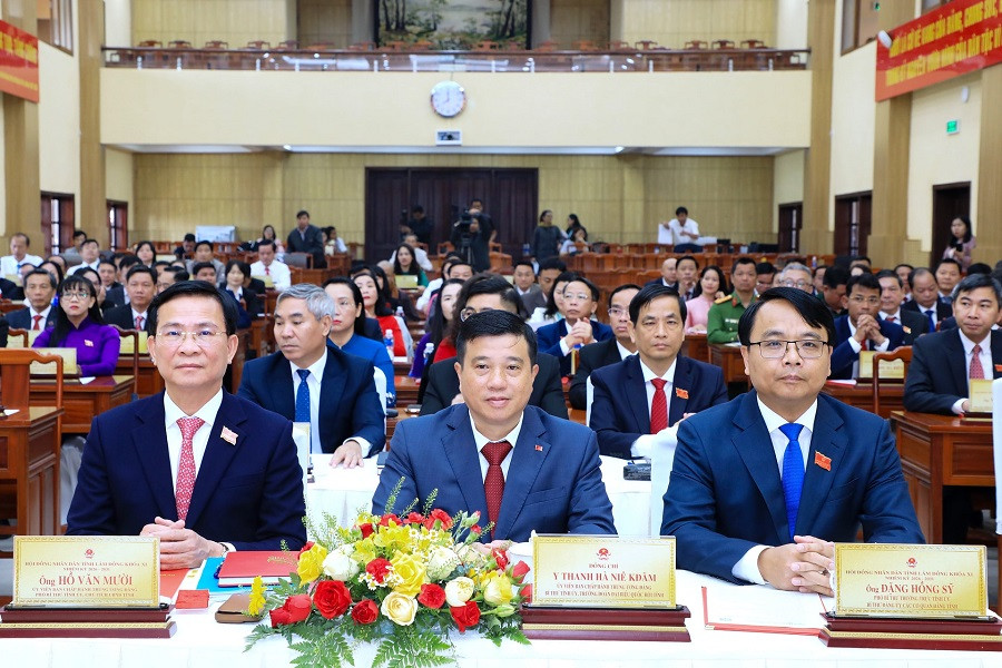 cac-dong-chi-bi-thu-tinh-uy-lam-dong-1774842921.jpg