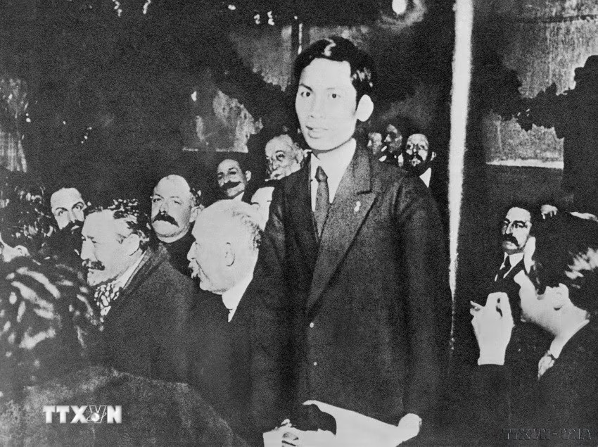 ttxvn-nguyen-ai-quoc-chu-tich-ho-chi-minh.jpg