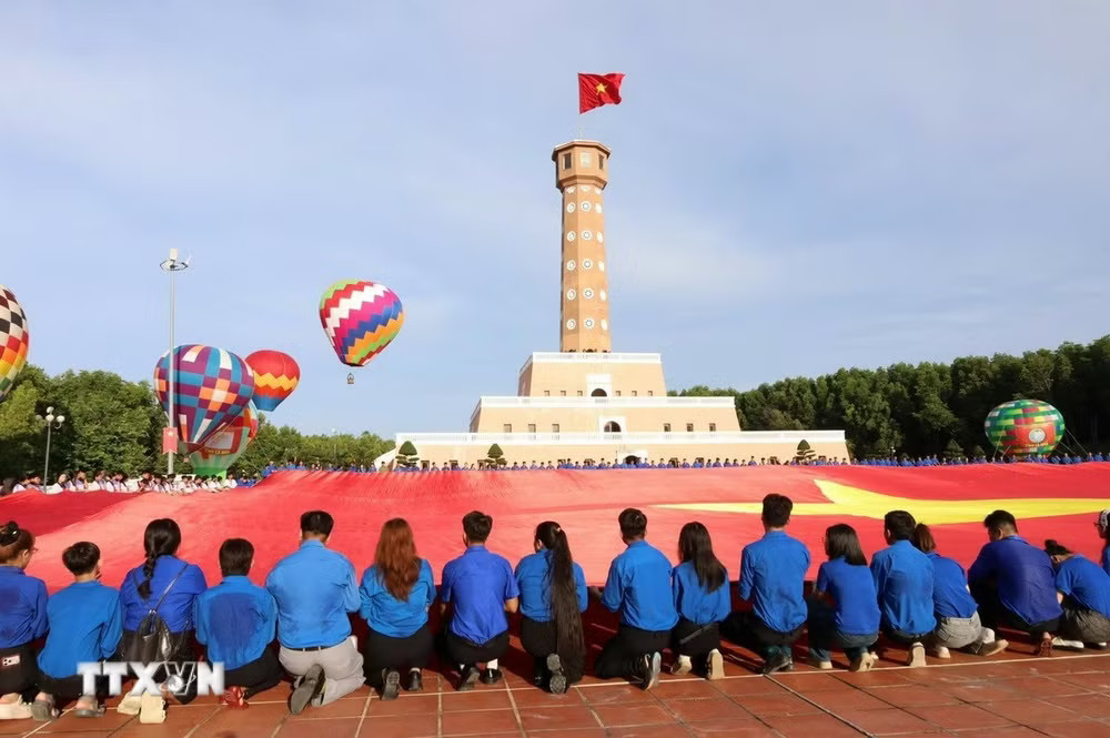 ttxvn-le-chao-co-dac-biet-o-dat-mui4.jpg