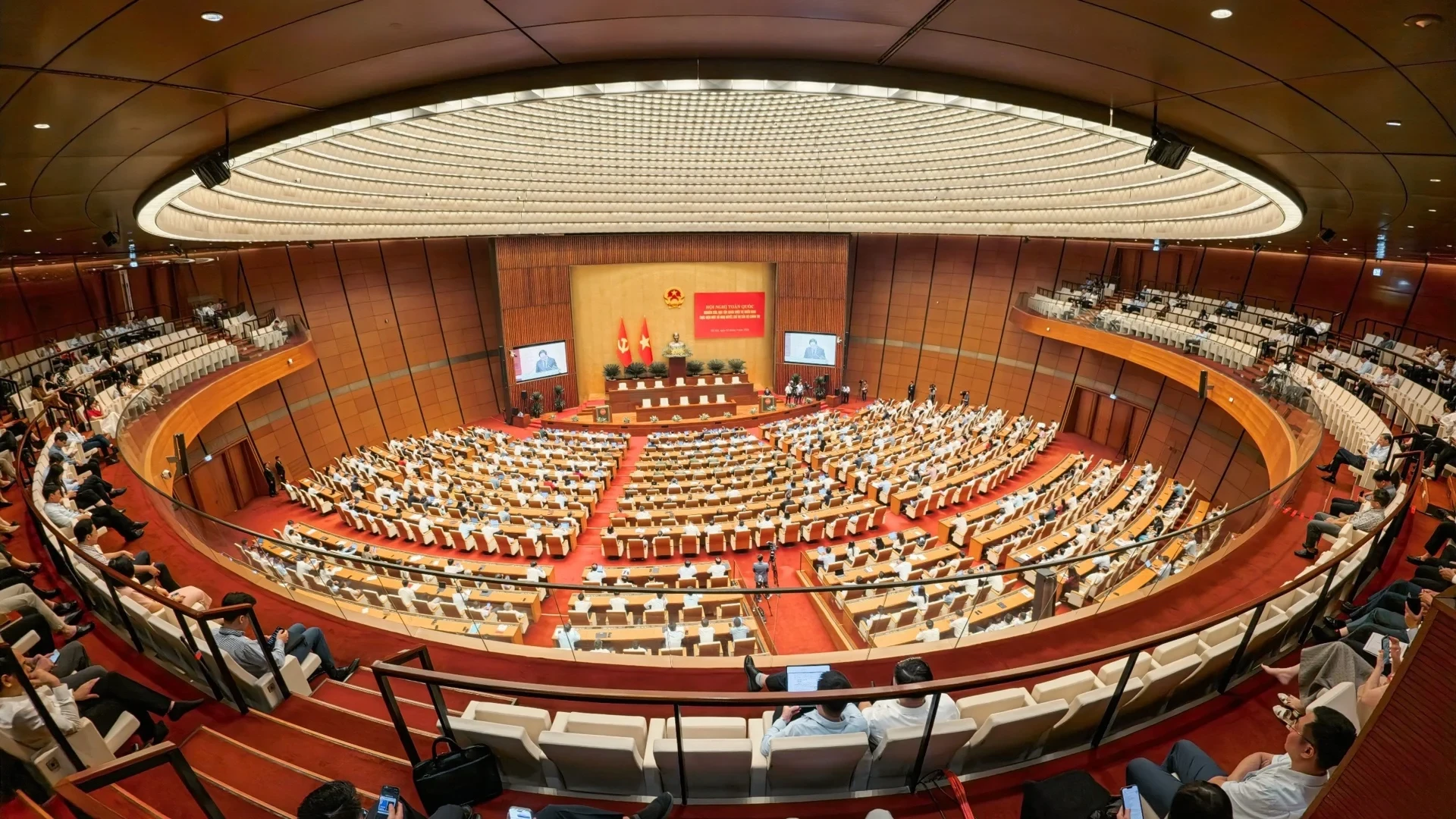 nghi-quyet-ho-chi-minh-0940.webp
