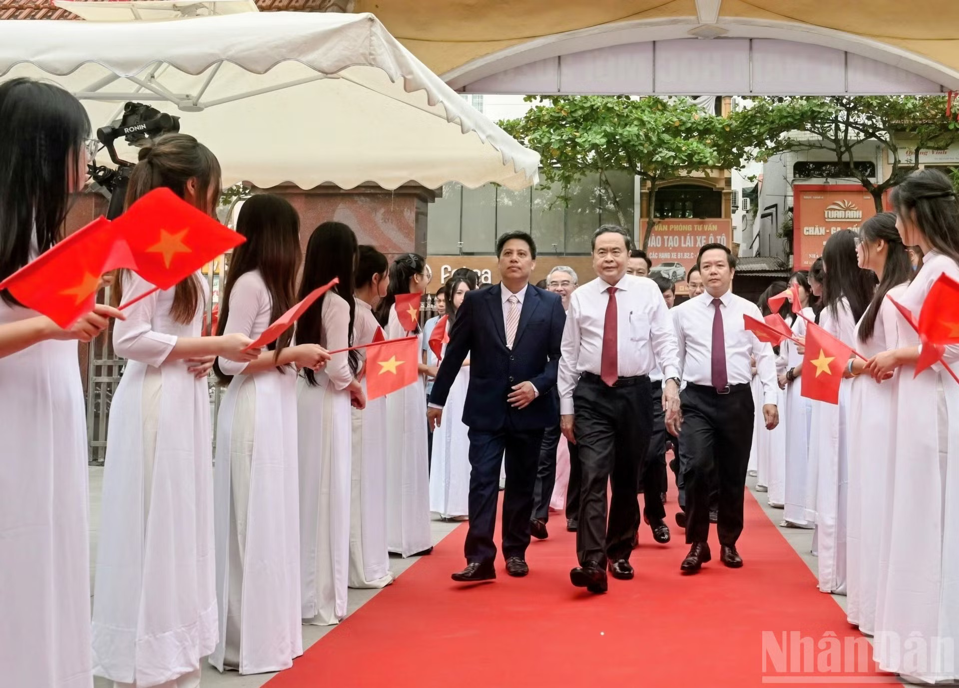 ndo_br_1000000318.jpg