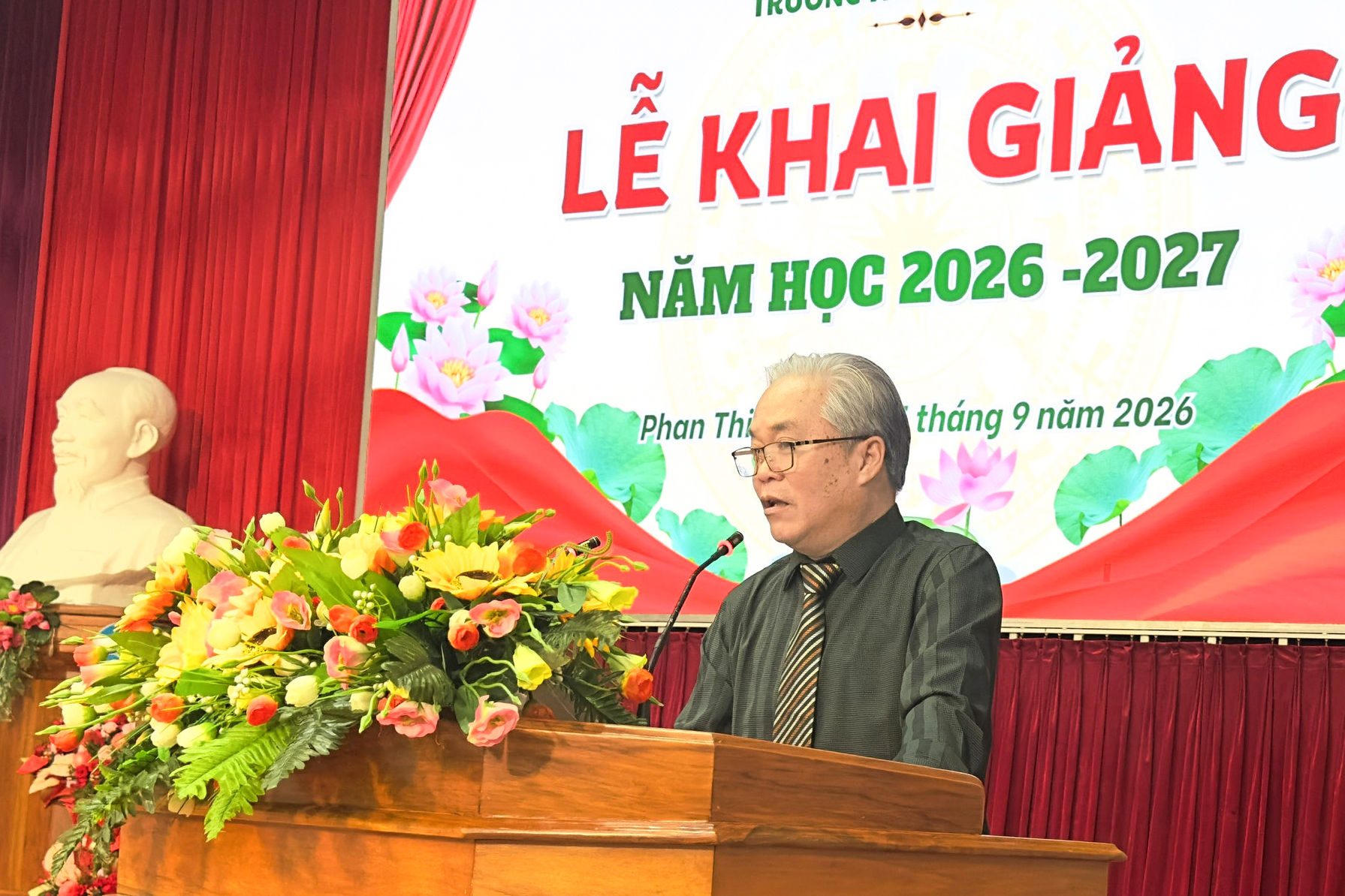 hieu-truong-1-.jpg