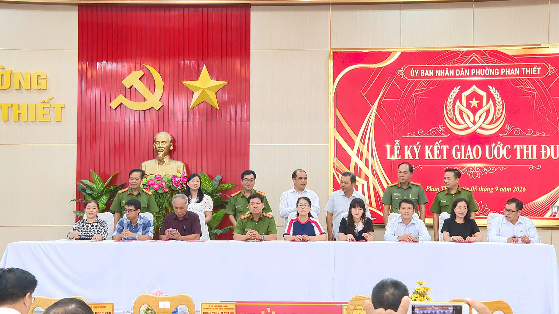ký kết