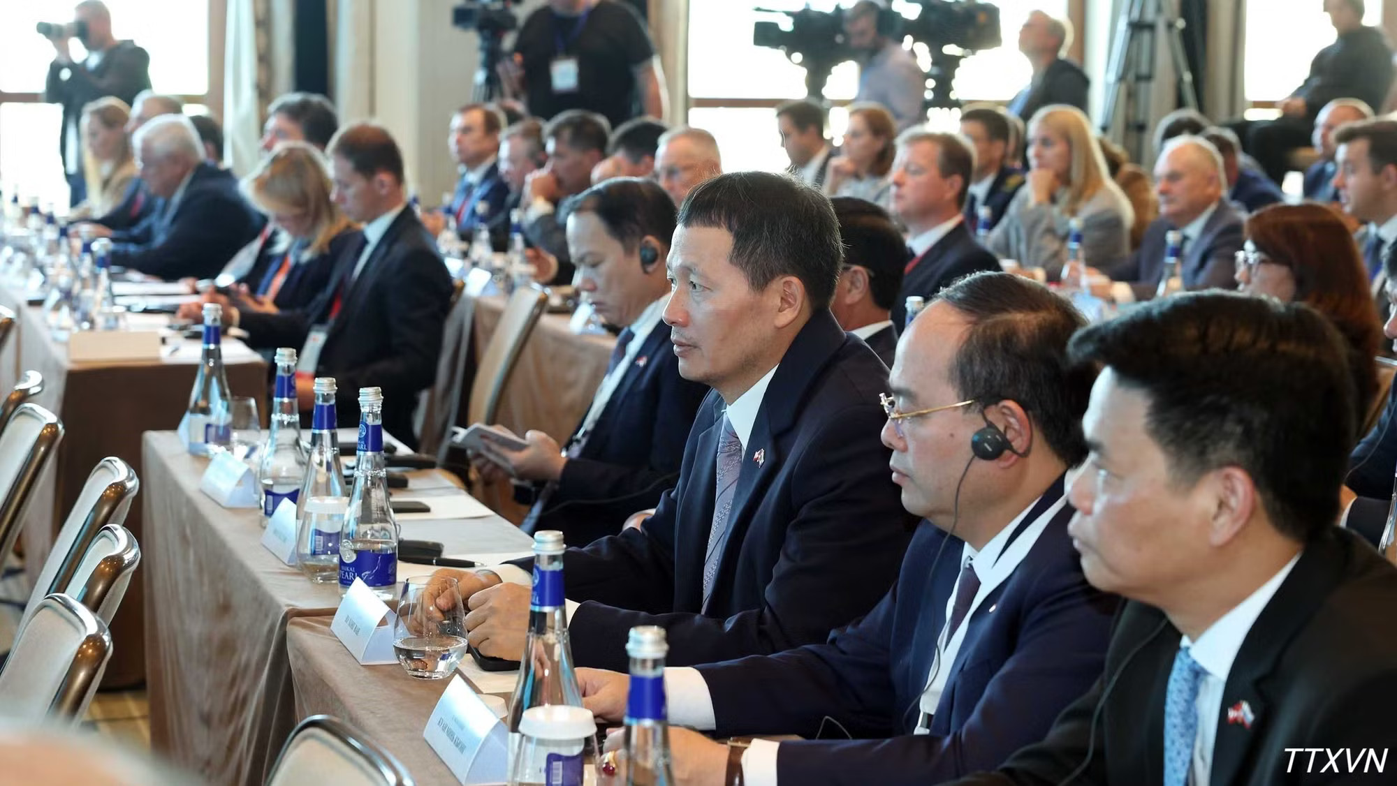 vna-potal-tong-bi-thu-chu-tich-nuoc-to-lam-du-dien-dan-khoa-hoc-va-cong-nghe-viet-nam-lien-bang-nga-8123.jpg