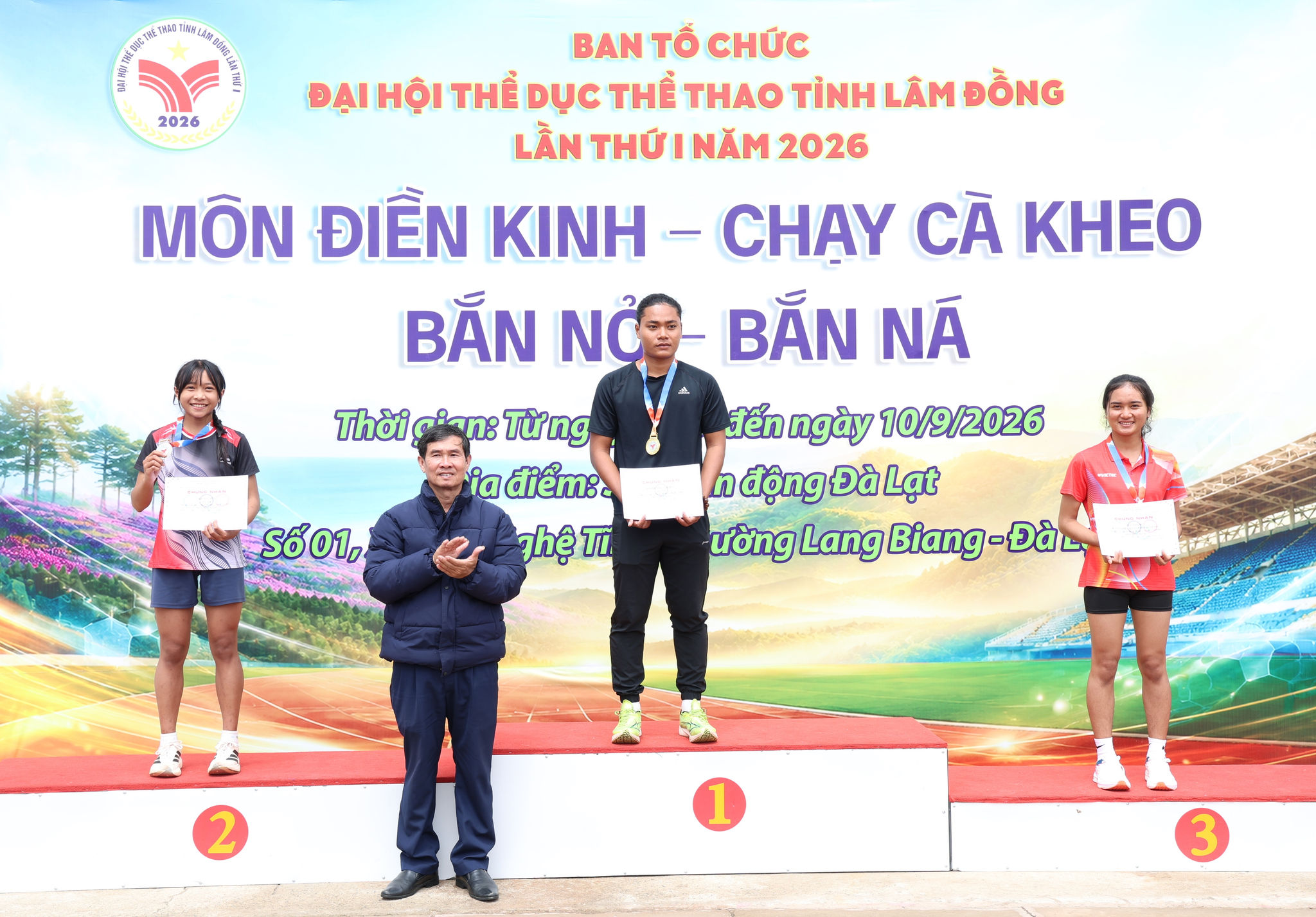 Các VDDV đạt giải ở nội dung 400m nữ