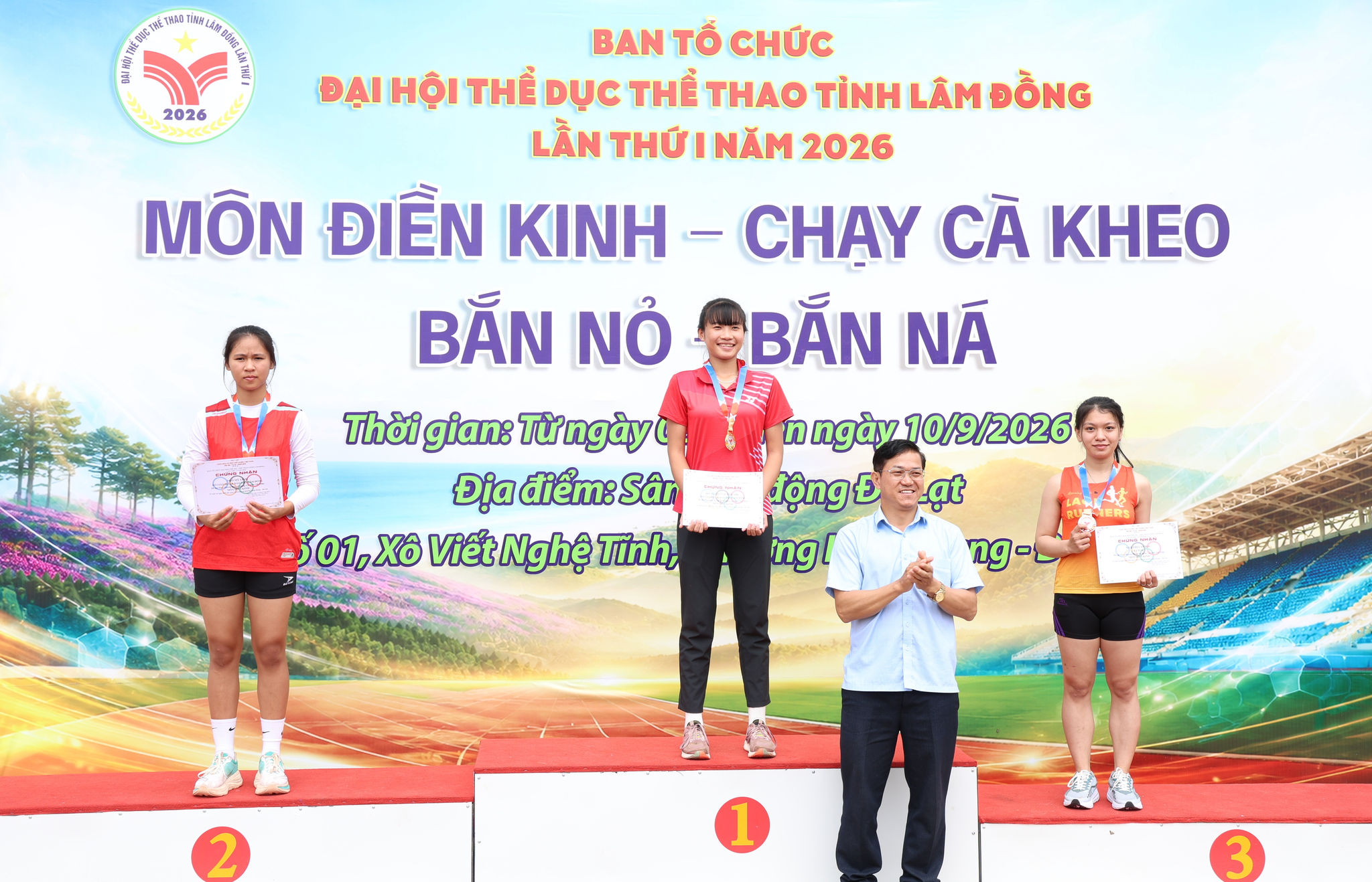 Các VĐV đạt giải ở nội dung 100m nữ