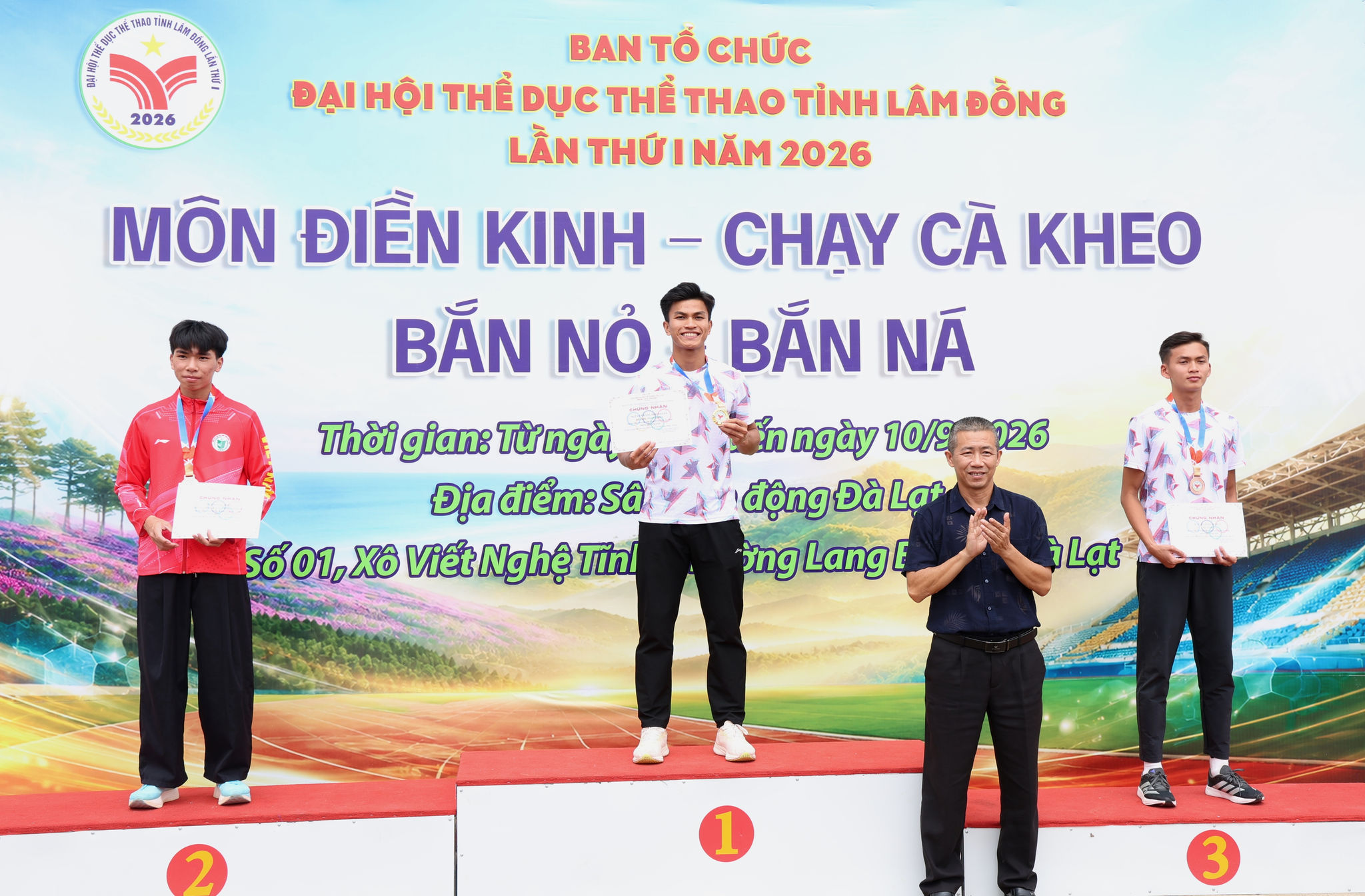 Các VĐV đạt huy chương ở nội dung 3.000m nam
