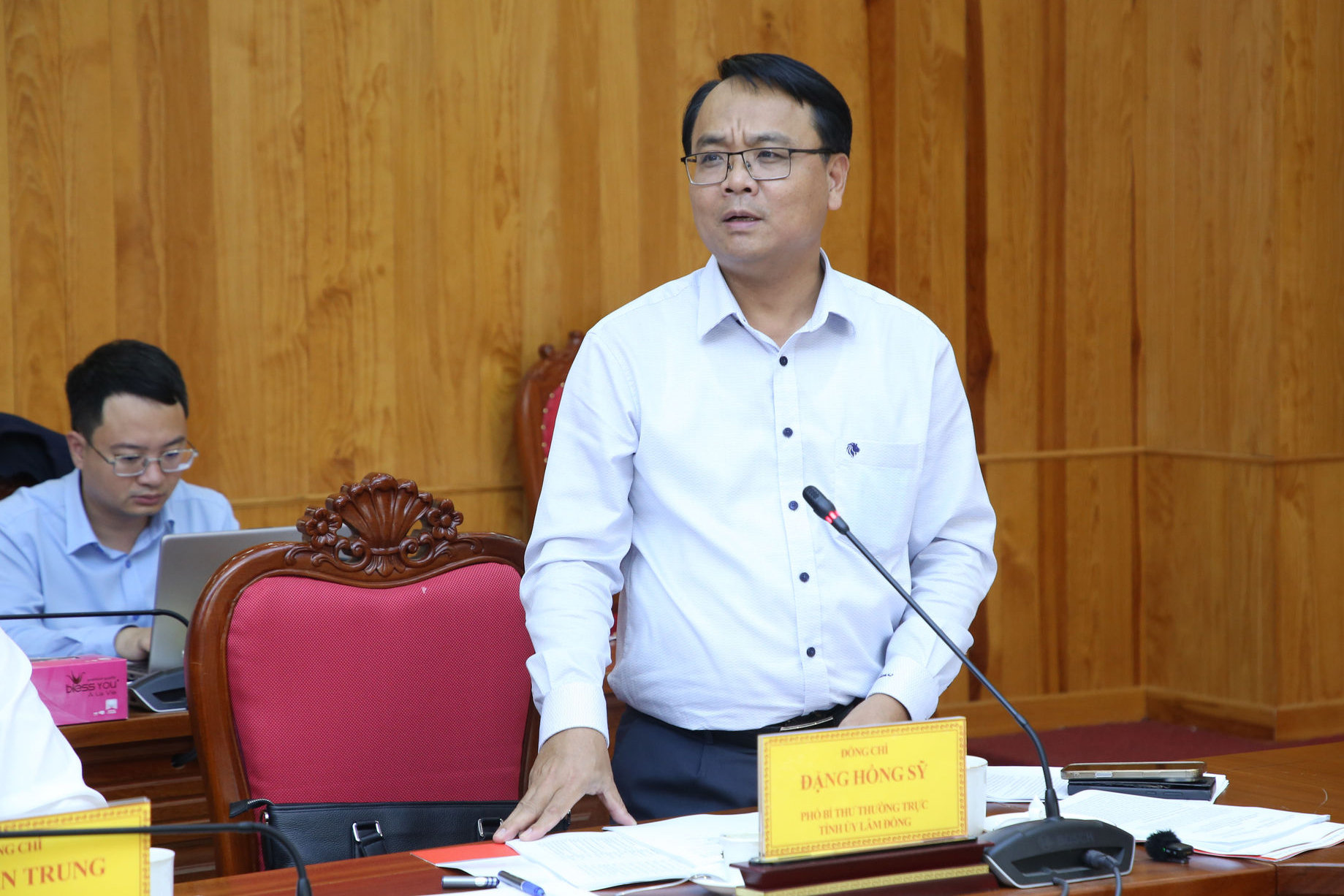 dang-hong-sy-pho-bi-thu-thuong-truc-tinh-uy-(1).jpg