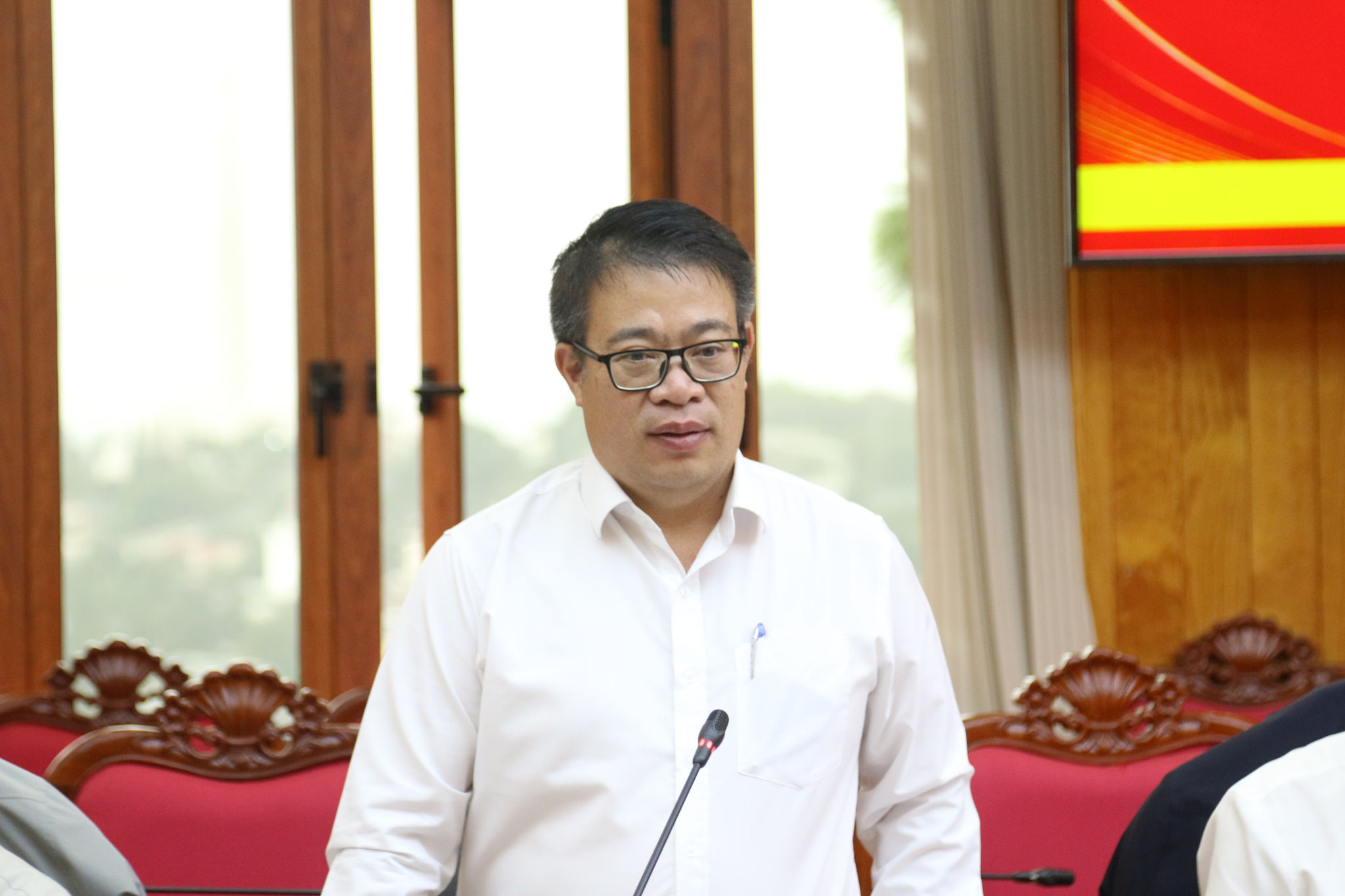 Đồng chí Nguyễn Ngọc Phúc, Tỉnh ủy viên, Phó Chủ tịch UBND tỉnh Lâm Đồng phát biểu tại buổi làm việc
