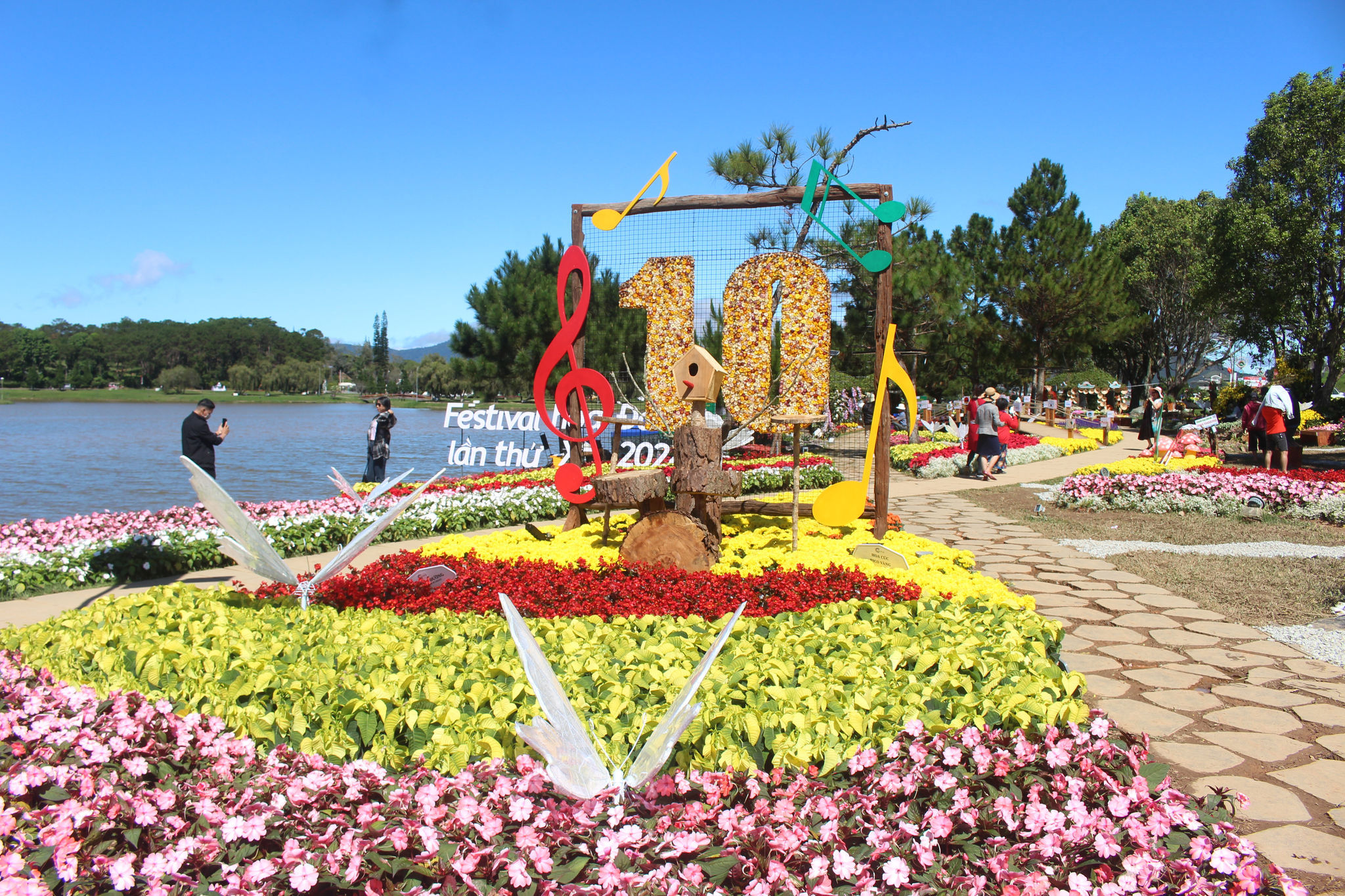 Festival Hoa Đà Lạt là điểm hẹn hấp dẫn của người yêu hoa