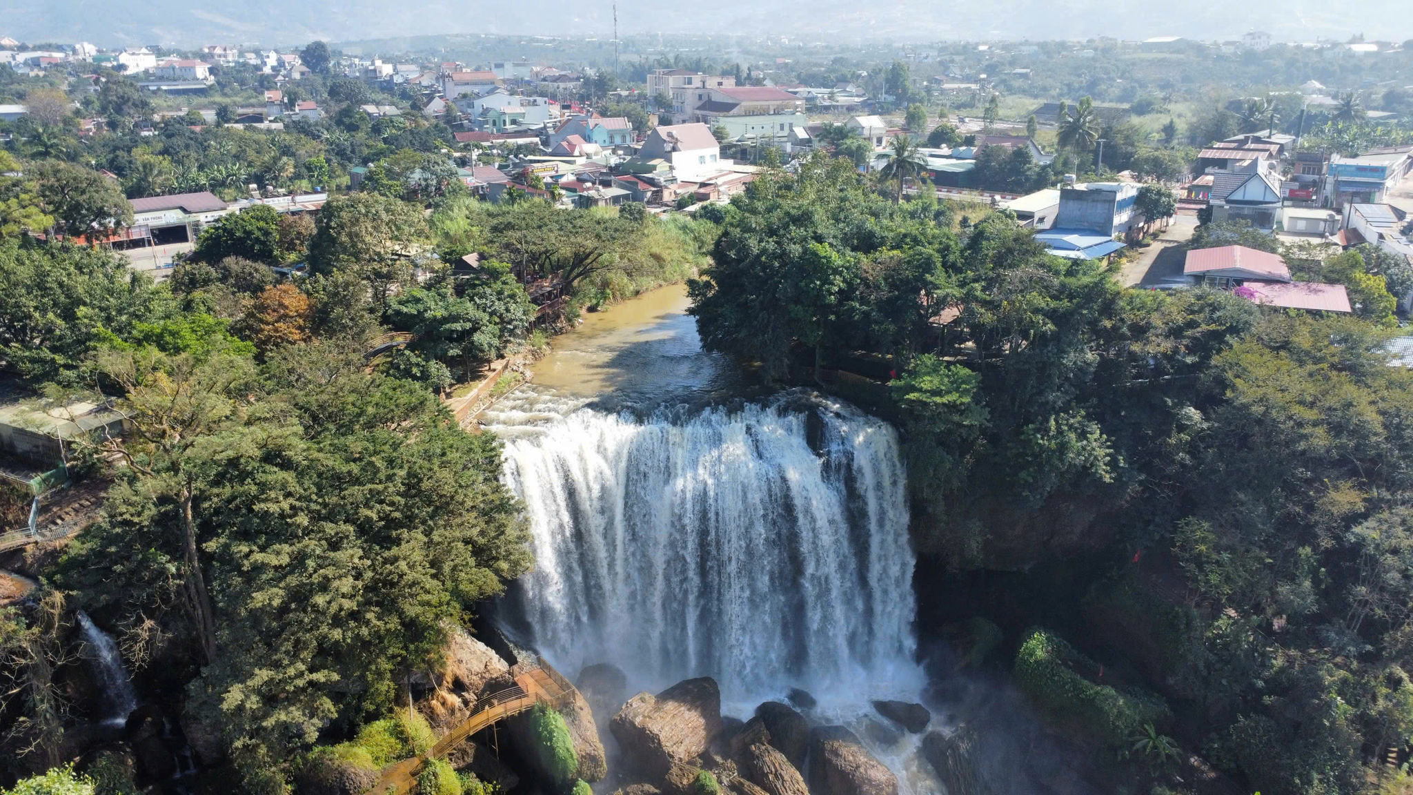 Elephant Waterfall