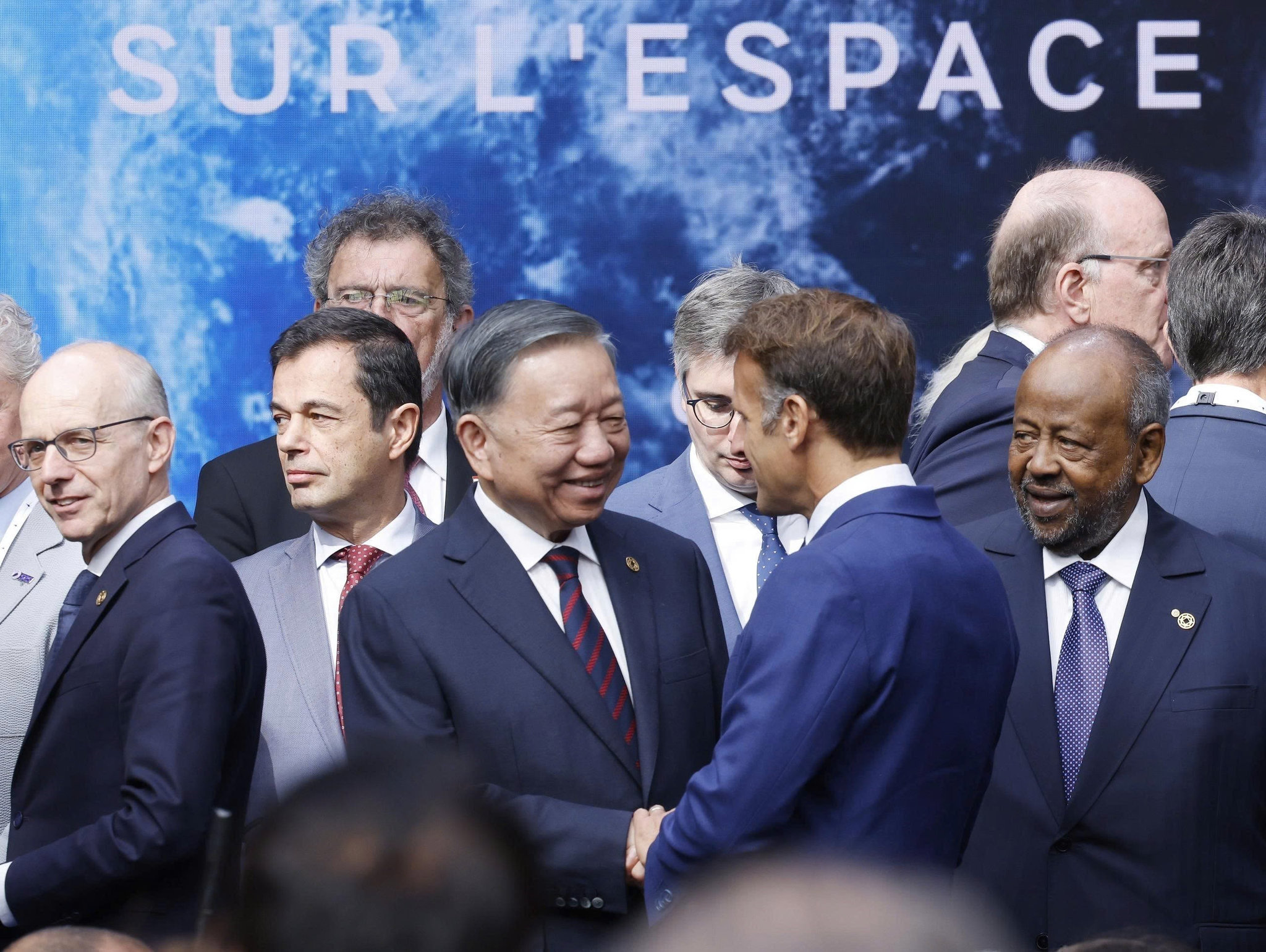 Tổng Bí thư, Chủ tịch nước Tô Lâm và Tổng thống Cộng hòa Pháp Emmanuel Macron. Ảnh: TTXVN