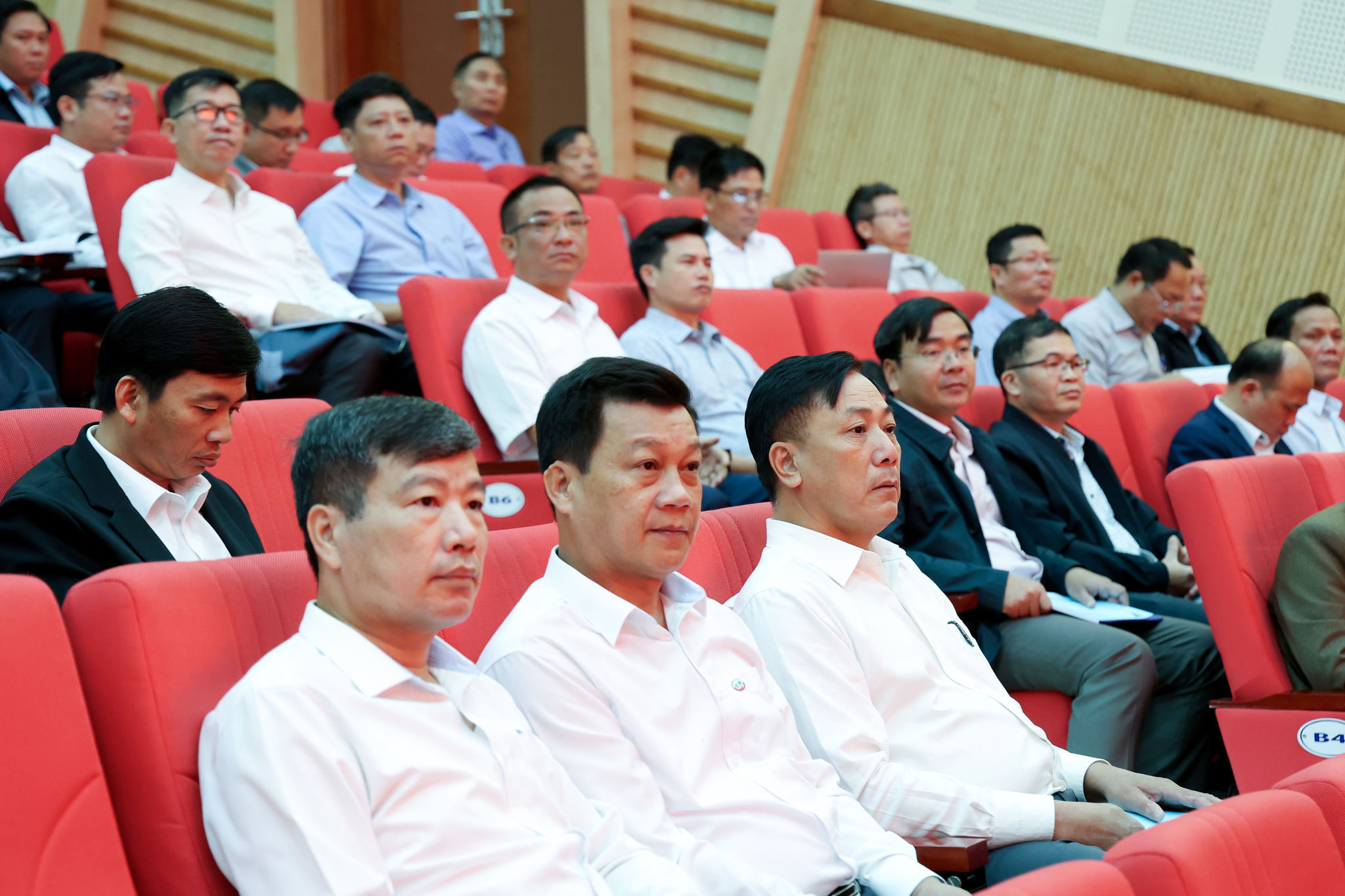 phong-chong-khung-bo-5(1).jpg