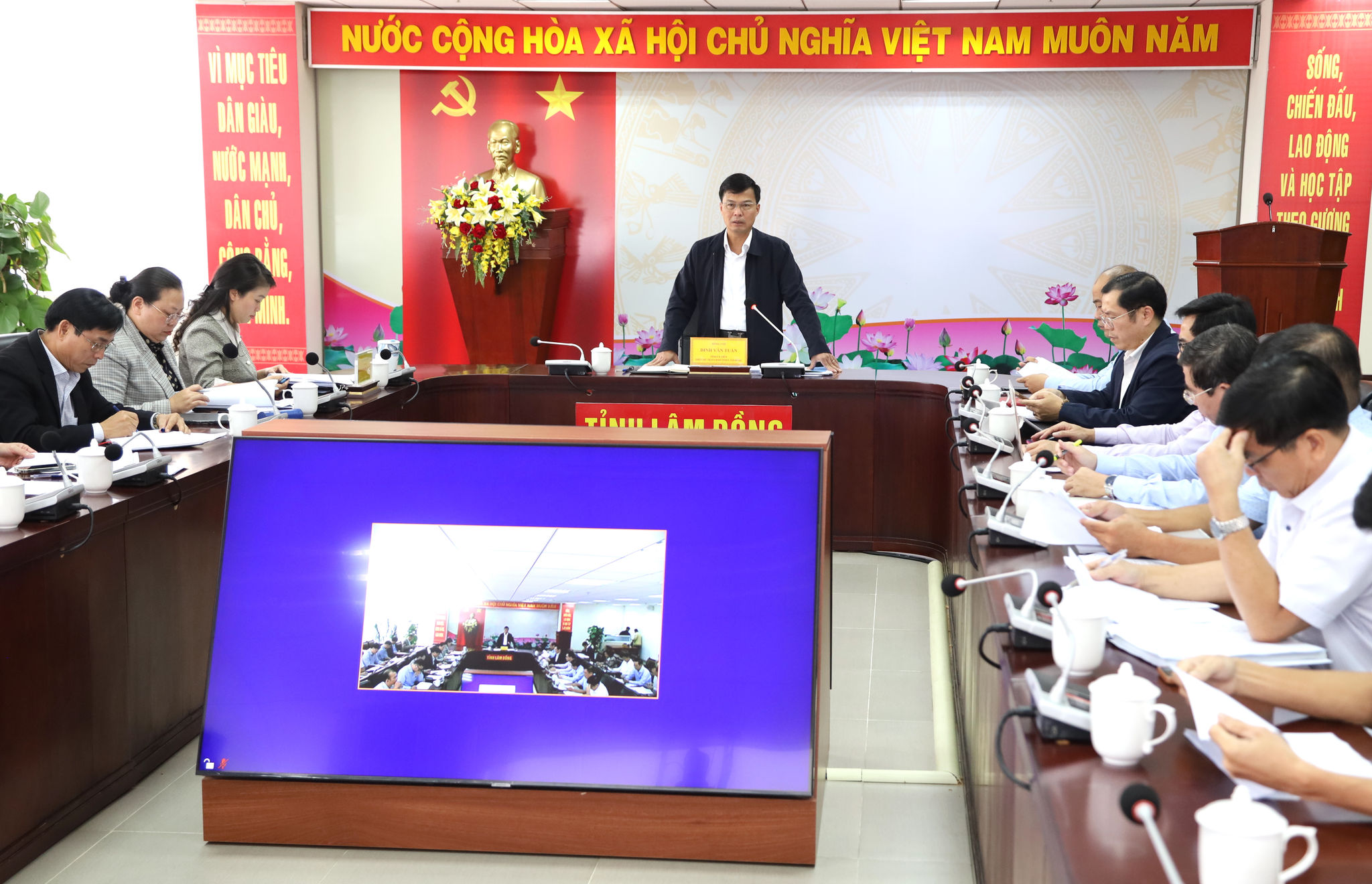 Lam Dong Accelerates Health Screening and Investment