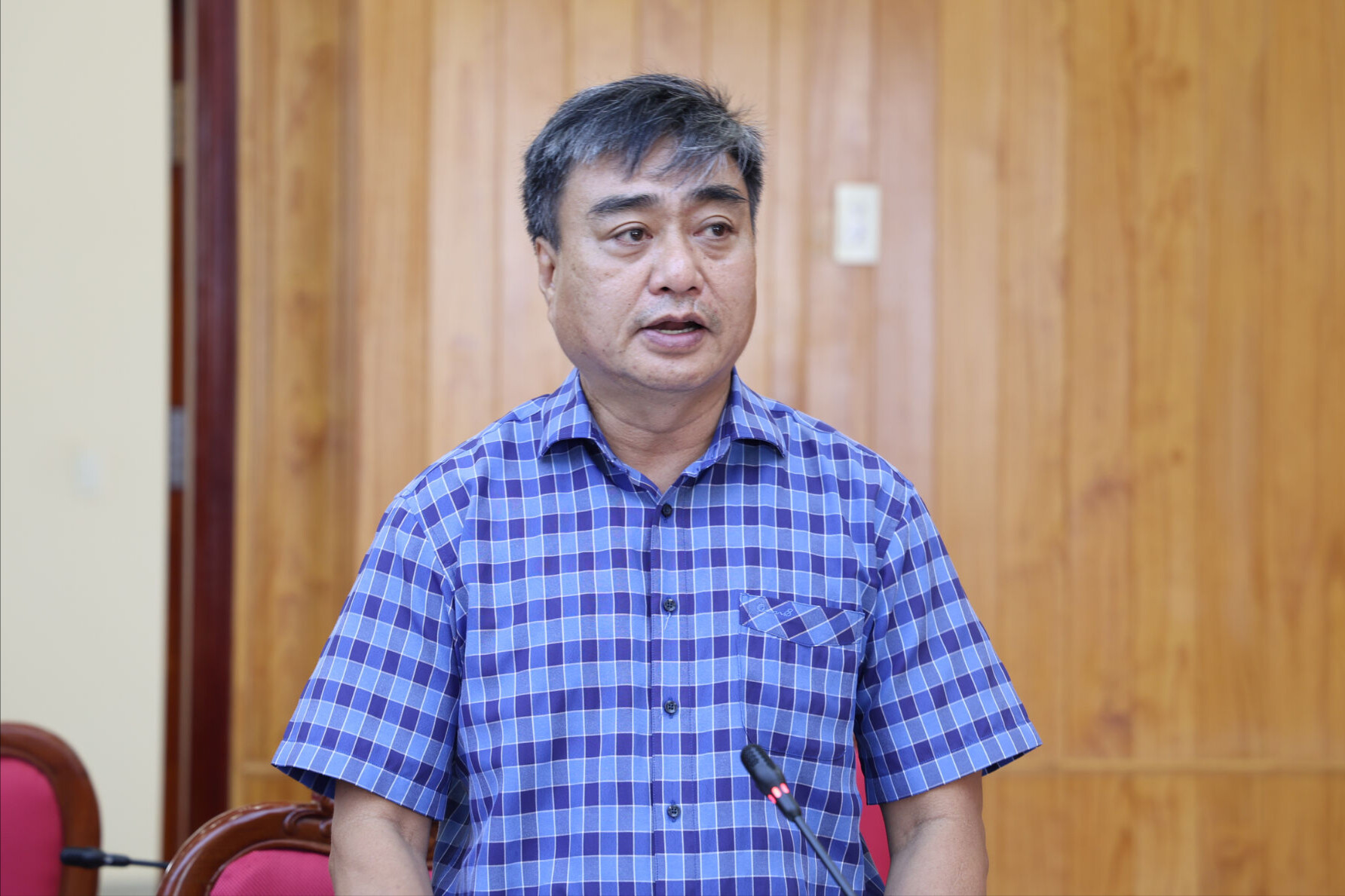 lanh-dao-so-tu-phap-dong-gop-y-kien-tai-hoi-nghi(1).jpg