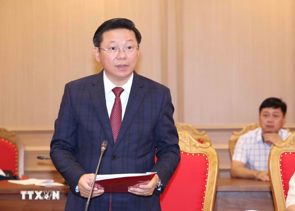 ttxvn-dong-chi-tran-thanh-lam-giu-chuc-bi-thu-dang-uy-co-quan-ban-tuyen-giao-trung-uong-9033540-6.jpg