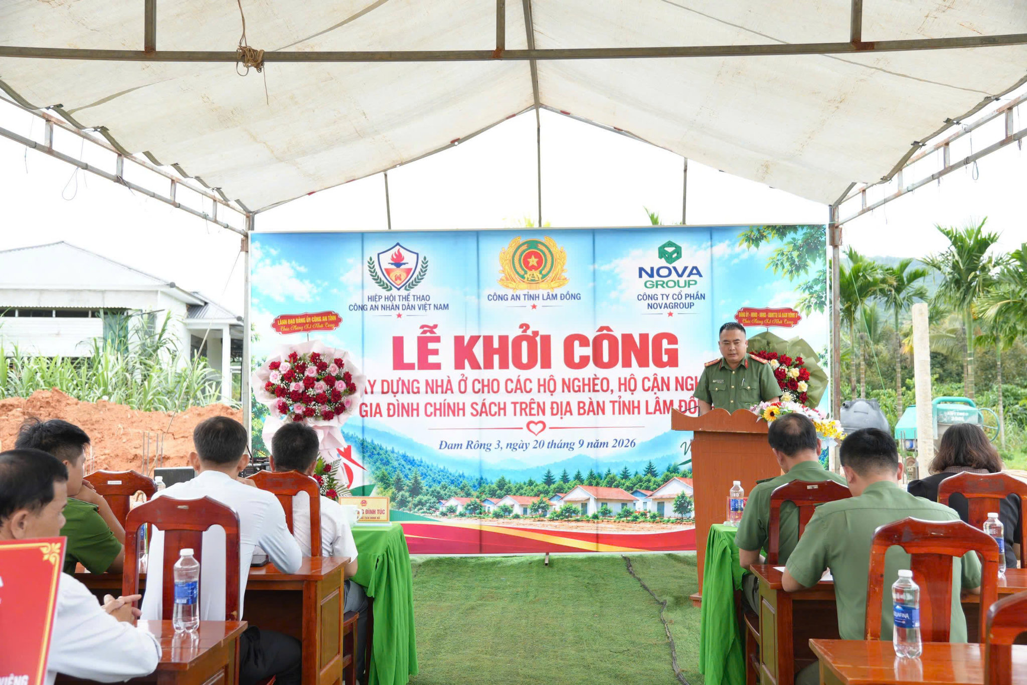 Quang cảnh lễ khởi công nhà ở xã Đam Rông 3