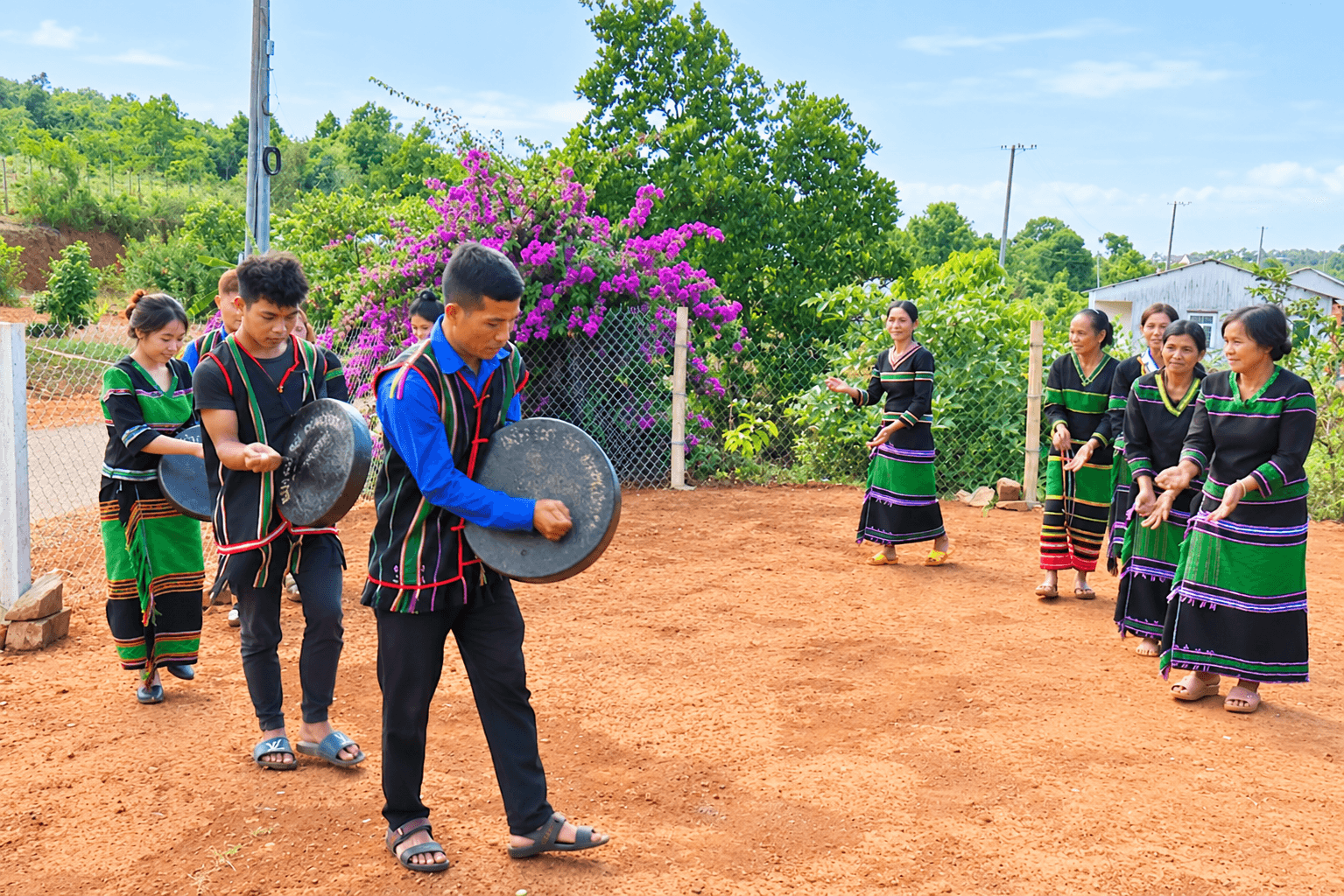 văn hóa cồng chiêng Tuy Đức