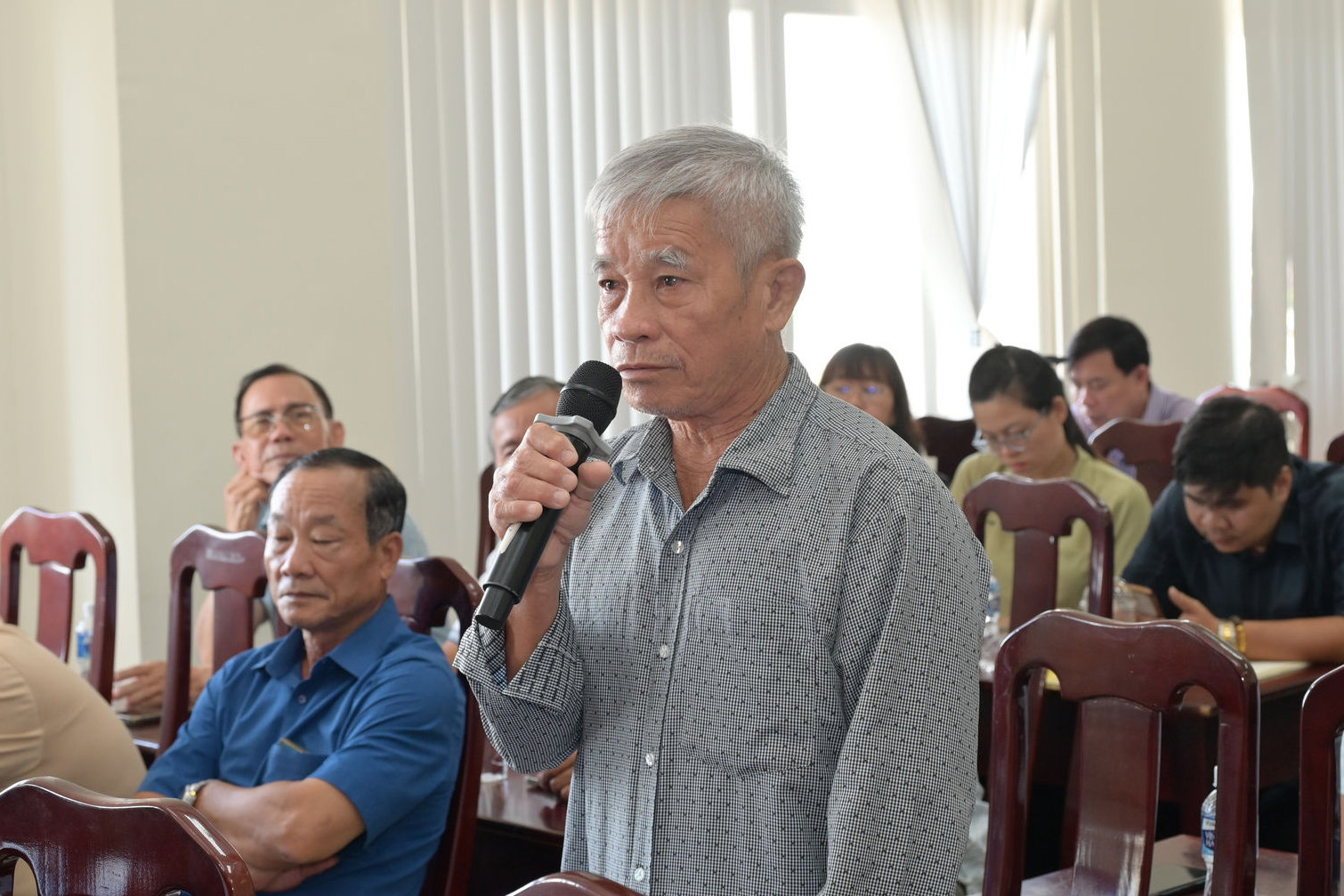 cu-tri-kien-nghi-den-van-de-phong-chong-tham-nhung(1).jpg
