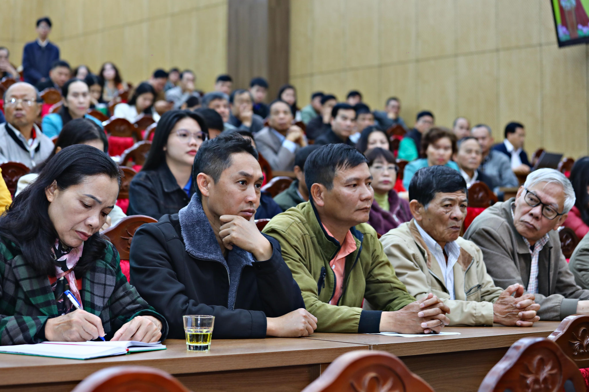 Cử tr
