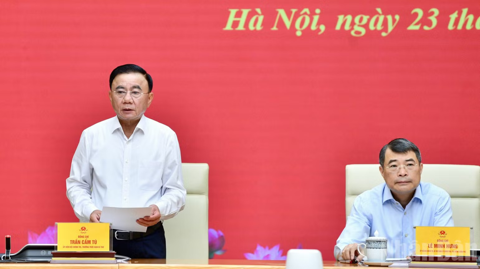 Thường trực Ban Bí thư Trần Cẩm Tú phát biểu ý kiến tại Hội nghị. (Ảnh: THANH GIANG) Thường trực Ban Bí thư Trần Cẩm Tú phát biểu ý kiến tại Hội nghị. (Ảnh: THANH GIANG)