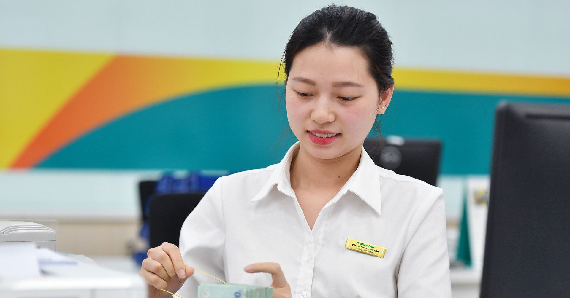 Biểu lãi suất huy động tại các ngân hàng ngày 23/9/2026
