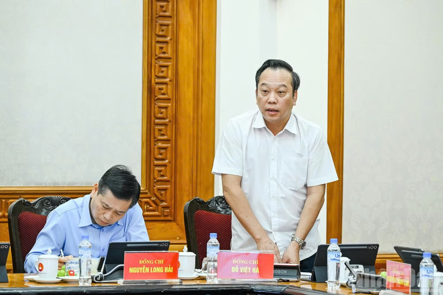Phó Bí thư Đảng ủy các cơ quan Đảng Trung ương Đỗ Việt Hà phát biểu tại cuộc làm việc. (Ảnh: DUY LINH) ndo_br_1790156143435-5015684456111584091-5015684456111584091-h.jpg