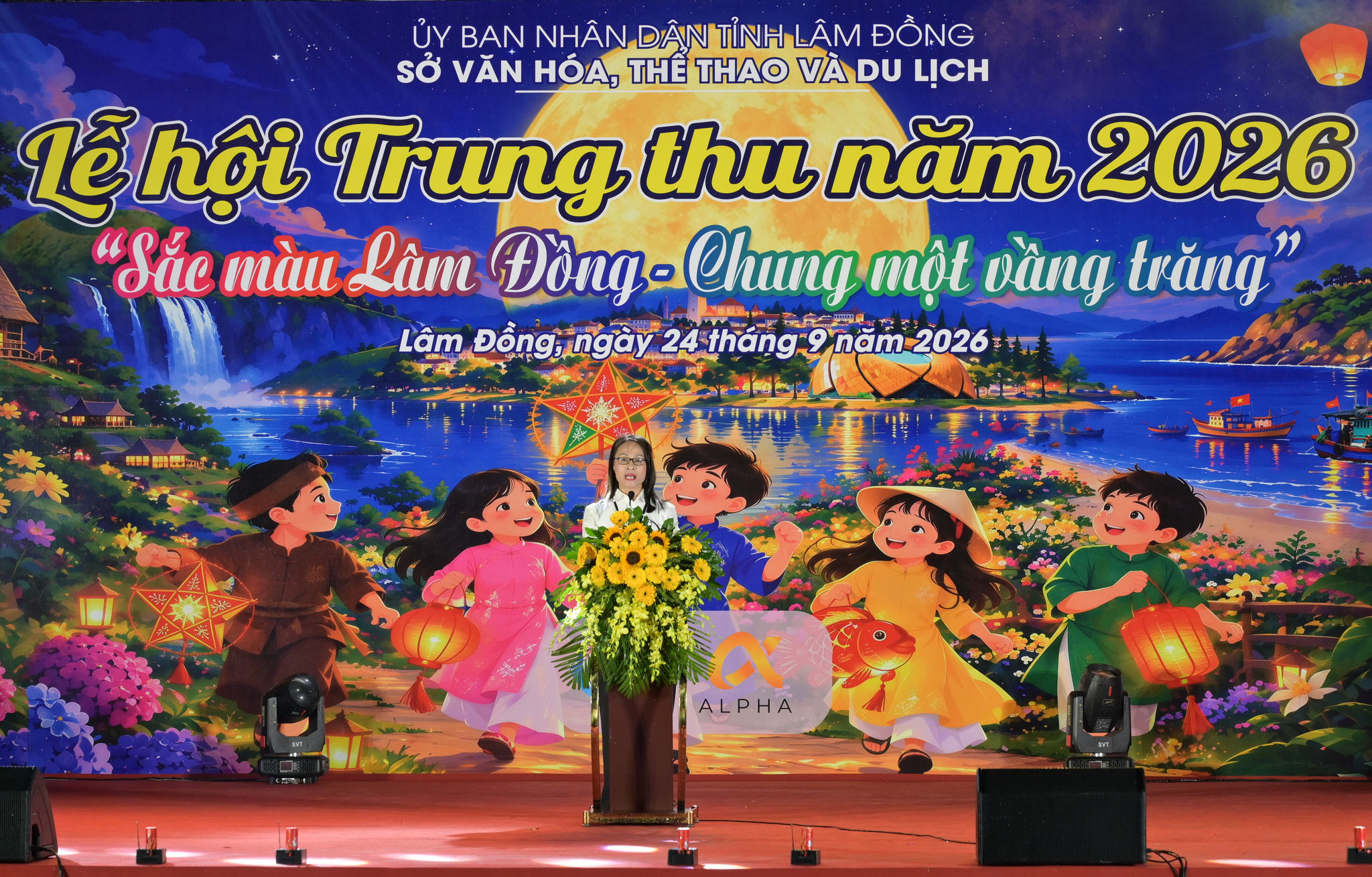 Bà Lê Thị Trúc Linh đọc thư của Tổng Bí thư L=Tô Lâm