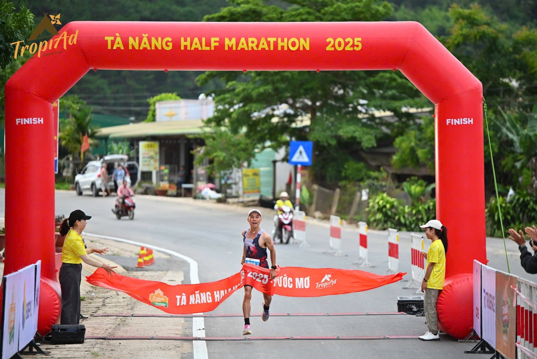 Thành viên CLB giành giải tại Tà Năng Trail