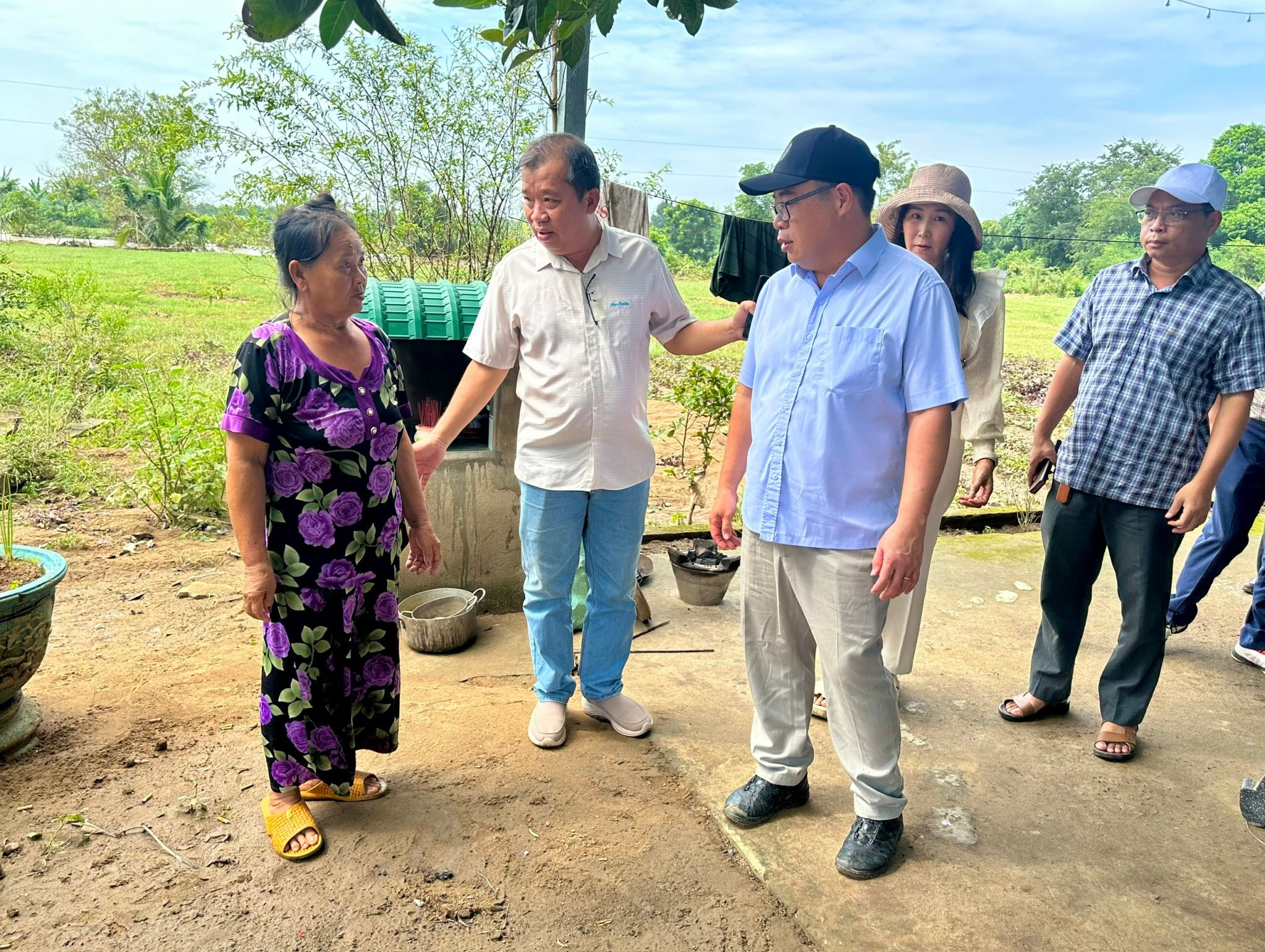 Gặp ng dân