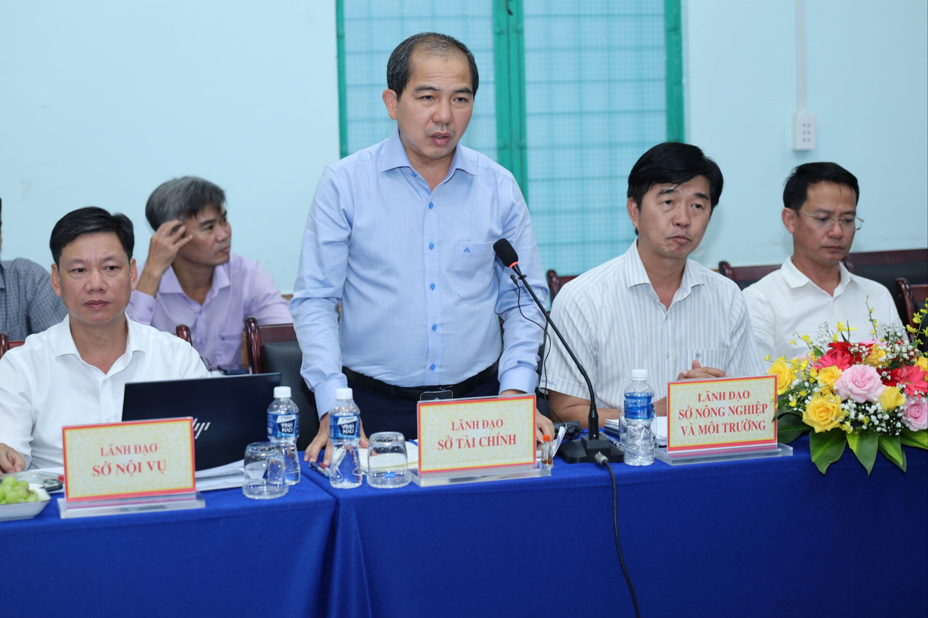 giam-doc-so-so-tai-chinh-tinh-lam-dong-le-ngoc-tien-bao-cao-tai-buoi-lam-viec(1).jpg