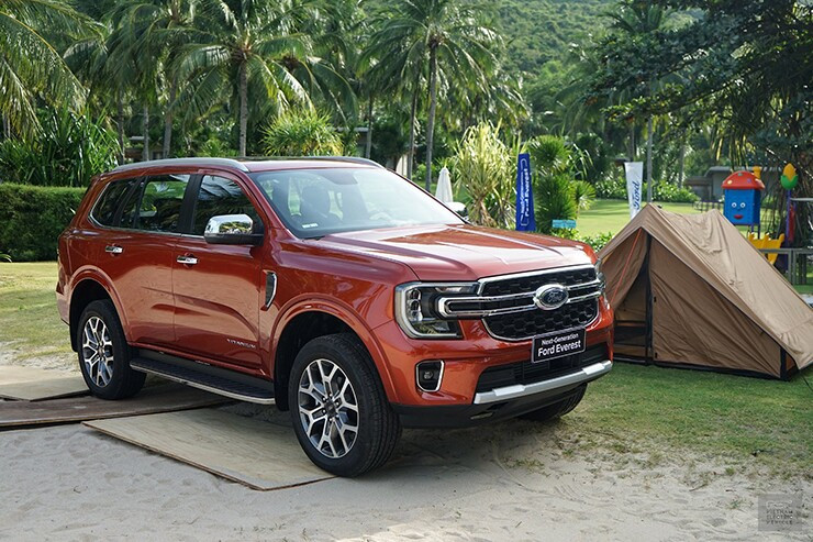 Ford Everest 2026 sở hữu diện mạo hiện đại và cơ bắp