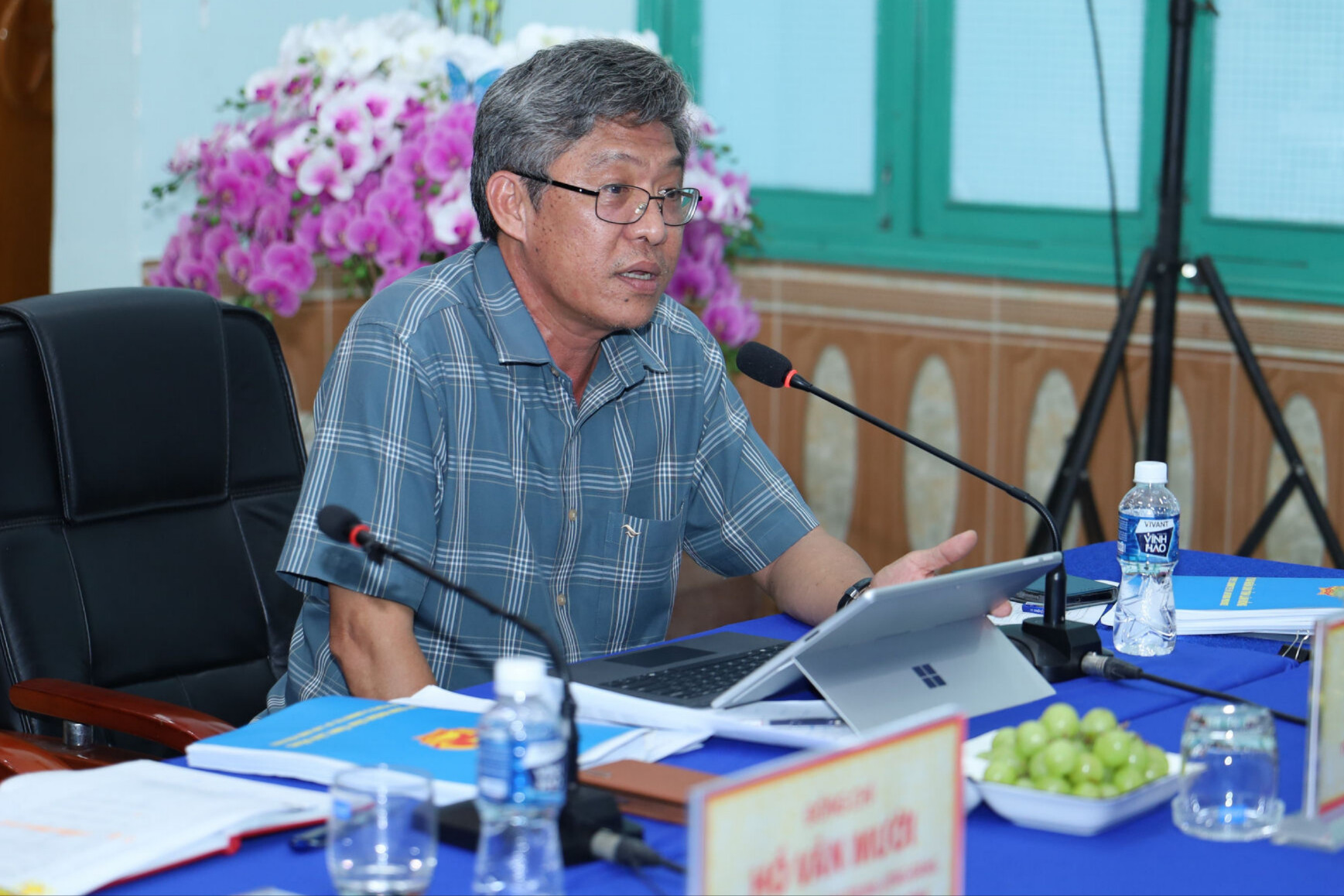 tinh-uy-vien-pho-chu-tich-ubnd-tinh-lam-dong-nguyen-minh-phat-bieu-tai-buoi-lam-viec-1-.jpg