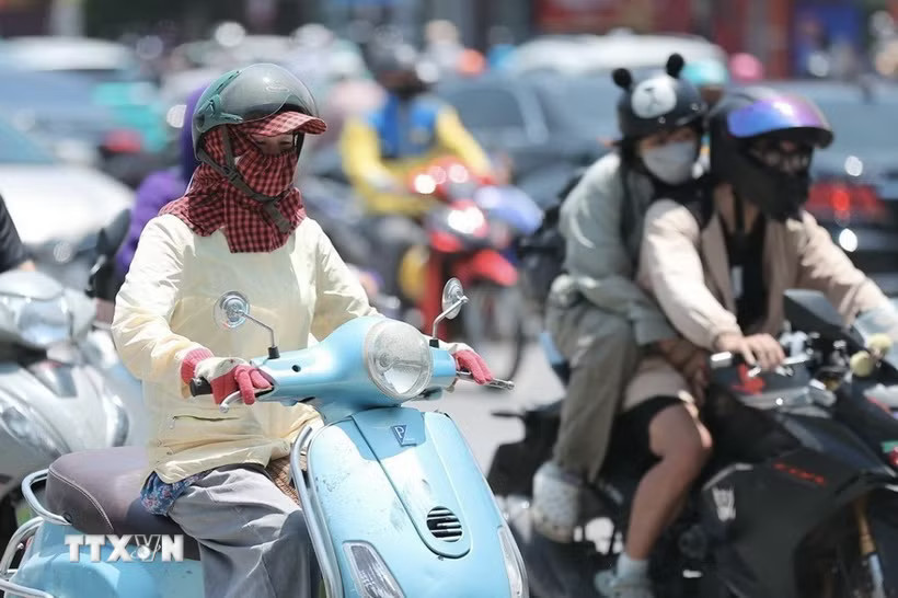 Bắc Bộ nhiều nơi nắng nóng. (Ảnh: Minh Quyết/TTXVN)