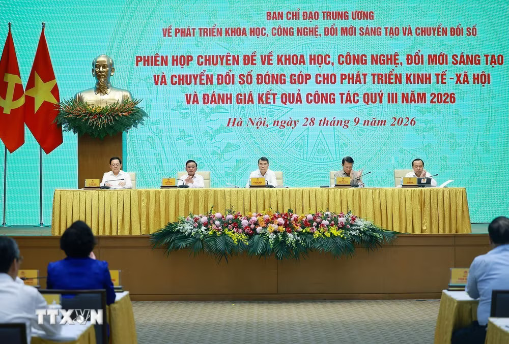 ttxvn_thu-tuong-chu-tri-hop-phien-hop-bcd-57-chuyen-de-phat-trien-kinh-te-xa-hoi-8.jpg