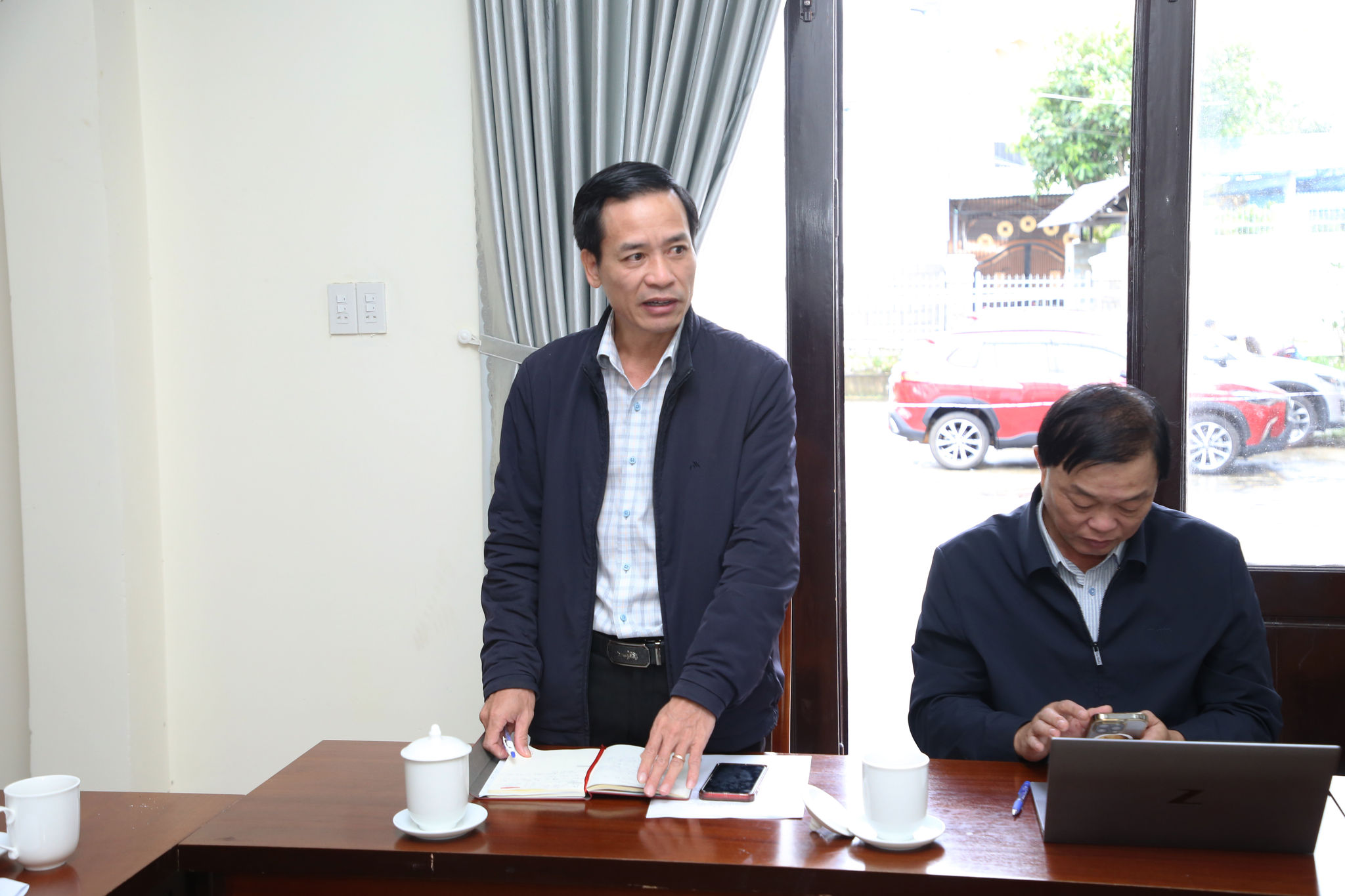 Phó Giám đốc Báo và Phát thanh, Truyền hình Lâm Đồng Nguyễn Văn Hải đề nghị tăng cường công tác tuyên truyền về liên hoan tiếng hát truyền hình trên các ứng dụng mạng xã hội