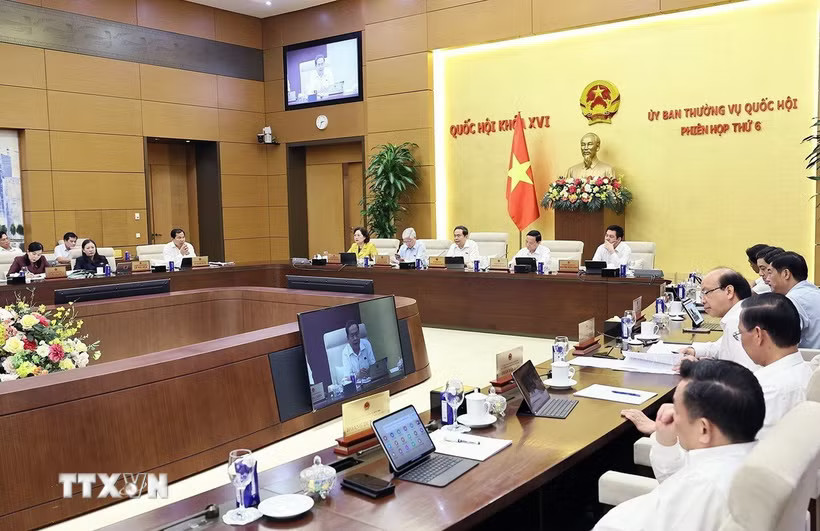 Phiên họp thứ 6 của Ủy ban Thường vụ Quốc hội xem xét, thông qua dự thảo Nghị quyết về Chương trình lập pháp năm 2027, chiều 21/9/2026. (Ảnh: Doãn Tấn/TTXVN)