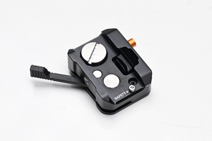 Chất lượng gia công nhôm nguyên khối của Bright Tangerine Unity Drop-In Lock