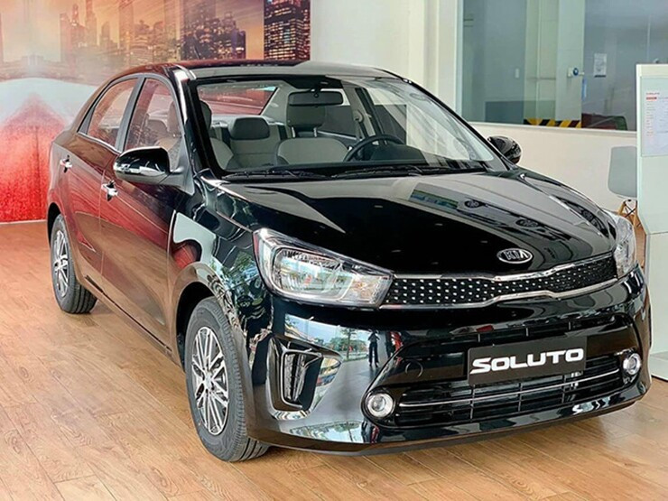 Đuôi xe KIA Soluto thiết kế gọn gàng, phù hợp môi trường đô thị